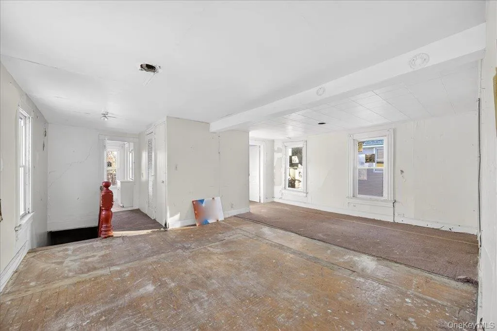 227-229 Linden Avenue, Middletown, NY, 4 Bedrooms Bedrooms, 8 Rooms Rooms,2 BathroomsBathrooms,Residential,For Rent,Linden,0,1027125 227-229 Linden Avenue, Middletown, NY, 4 Bedrooms Bedrooms, 8 Rooms Rooms,2 BathroomsBathrooms,Residential,For Rent,Linden,0,1027125