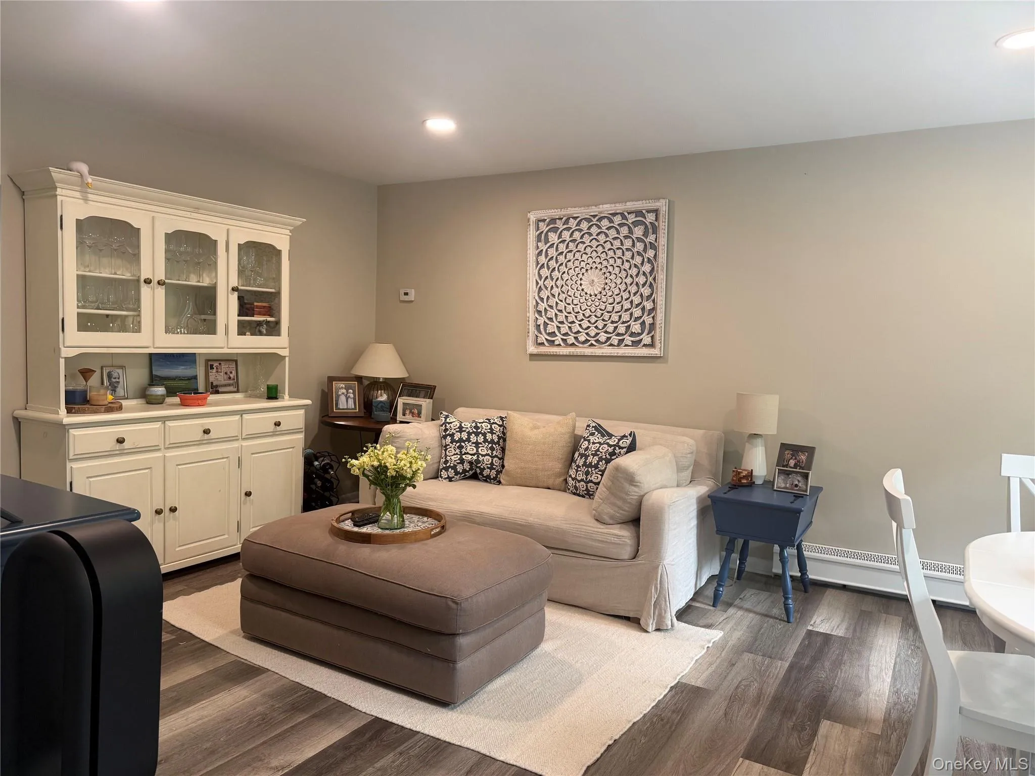 37 Edgemont Road, Bedford, NY, 1 Bedroom Bedrooms, 4 Rooms Rooms,1 BathroomBathrooms,Residential Lease,For Rent,Edgemont,0,1027126 37 Edgemont Road, Bedford, NY, 1 Bedroom Bedrooms, 4 Rooms Rooms,1 BathroomBathrooms,Residential Lease,For Rent,Edgemont,0,1027126