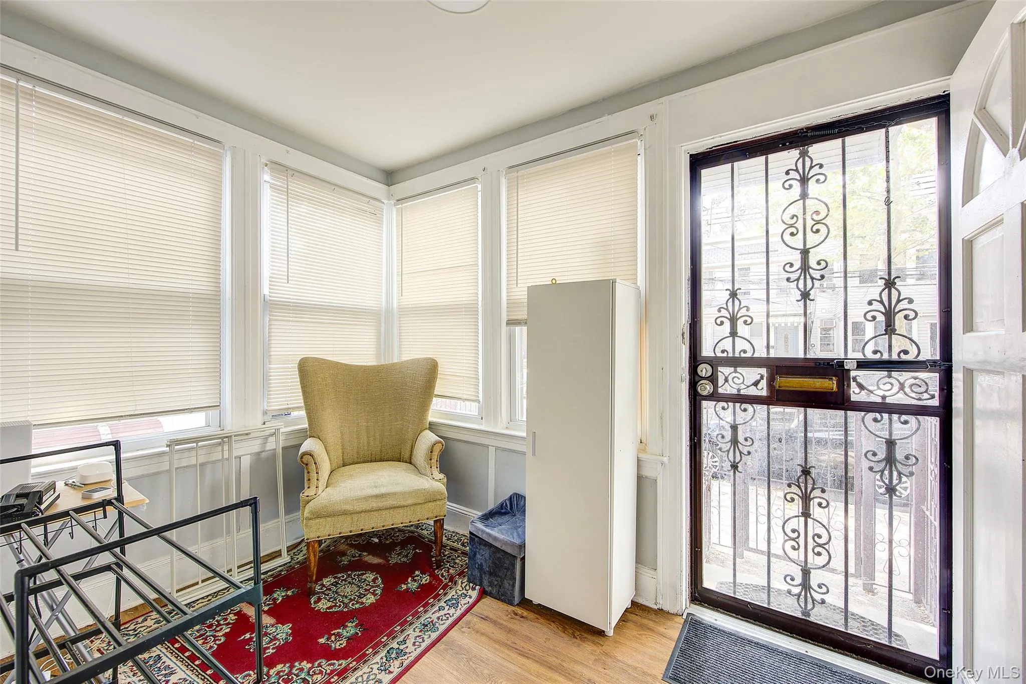 9009 80th Street, New York, NY, 3 Bedrooms Bedrooms, 7 Rooms Rooms,2 BathroomsBathrooms,Residential,For Rent,80th,0,1027129 9009 80th Street, New York, NY, 3 Bedrooms Bedrooms, 7 Rooms Rooms,2 BathroomsBathrooms,Residential,For Rent,80th,0,1027129