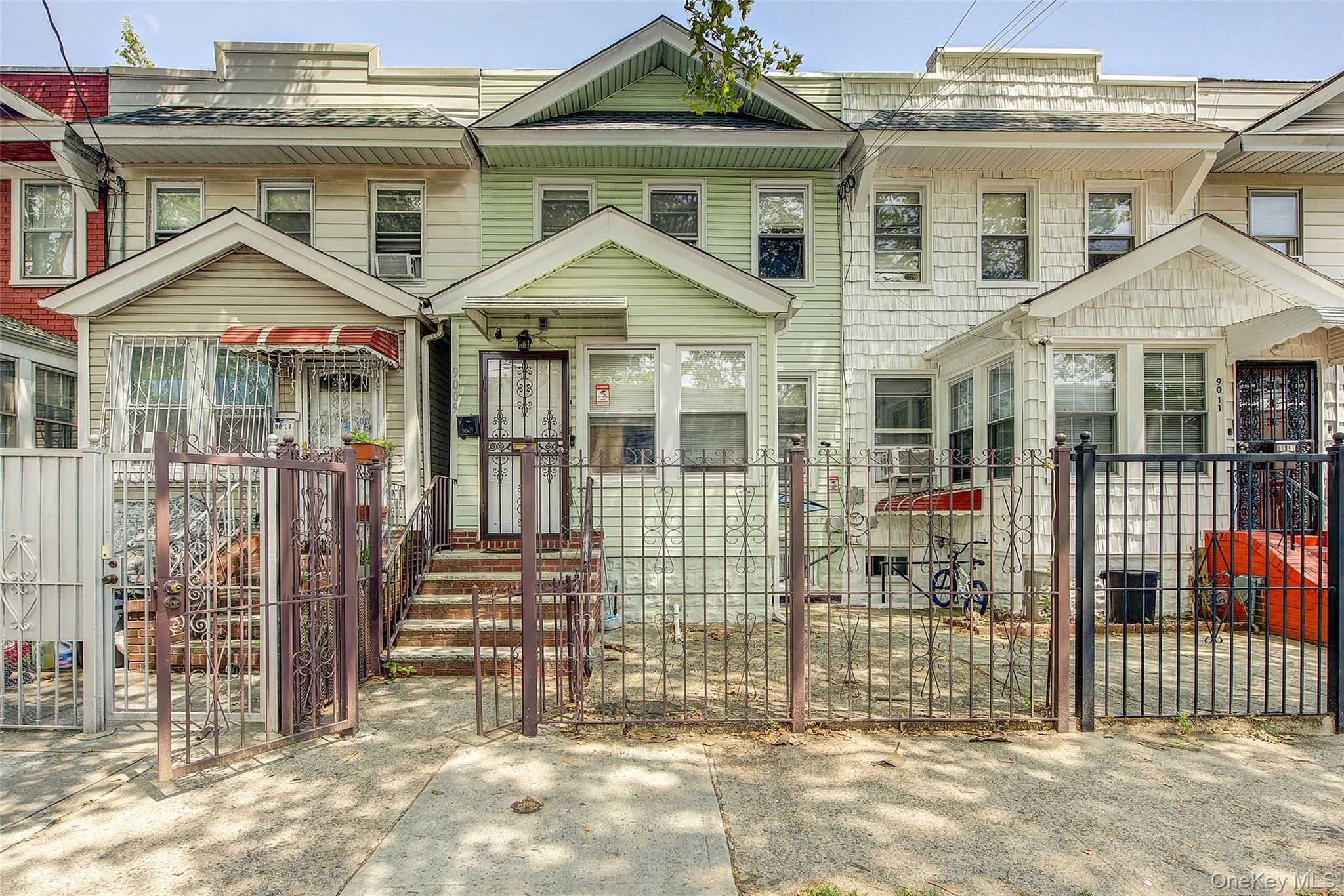 9009 80th Street, New York, NY, 3 Bedrooms Bedrooms, 7 Rooms Rooms,2 BathroomsBathrooms,Residential,For Rent,80th,0,1027129 9009 80th Street, New York, NY, 3 Bedrooms Bedrooms, 7 Rooms Rooms,2 BathroomsBathrooms,Residential,For Rent,80th,0,1027129