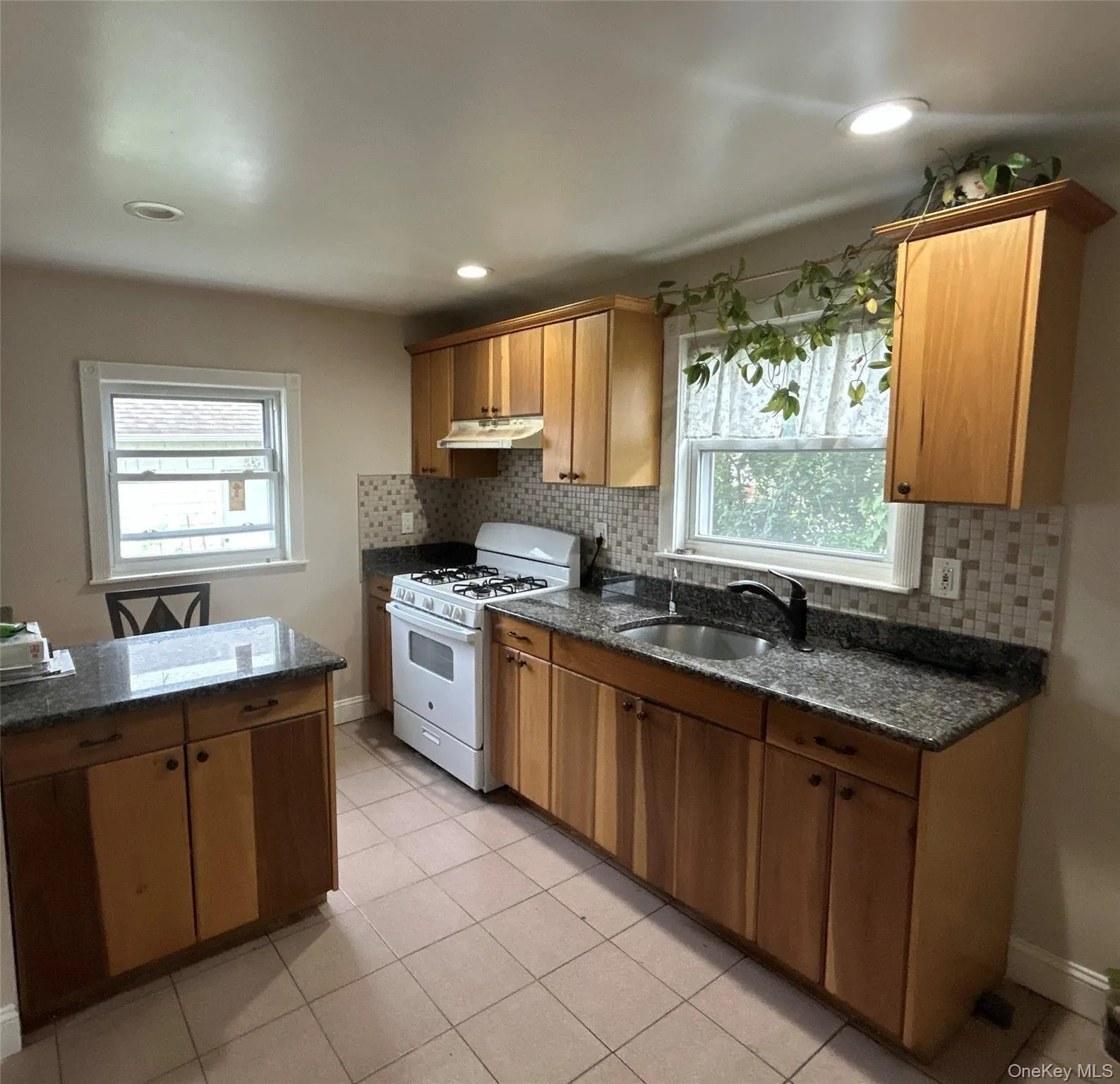 96 California Avenue, Hempstead, NY, 3 Bedrooms Bedrooms, 7 Rooms Rooms,1 BathroomBathrooms,Residential,For Rent,California,0,1027134 96 California Avenue, Hempstead, NY, 3 Bedrooms Bedrooms, 7 Rooms Rooms,1 BathroomBathrooms,Residential,For Rent,California,0,1027134