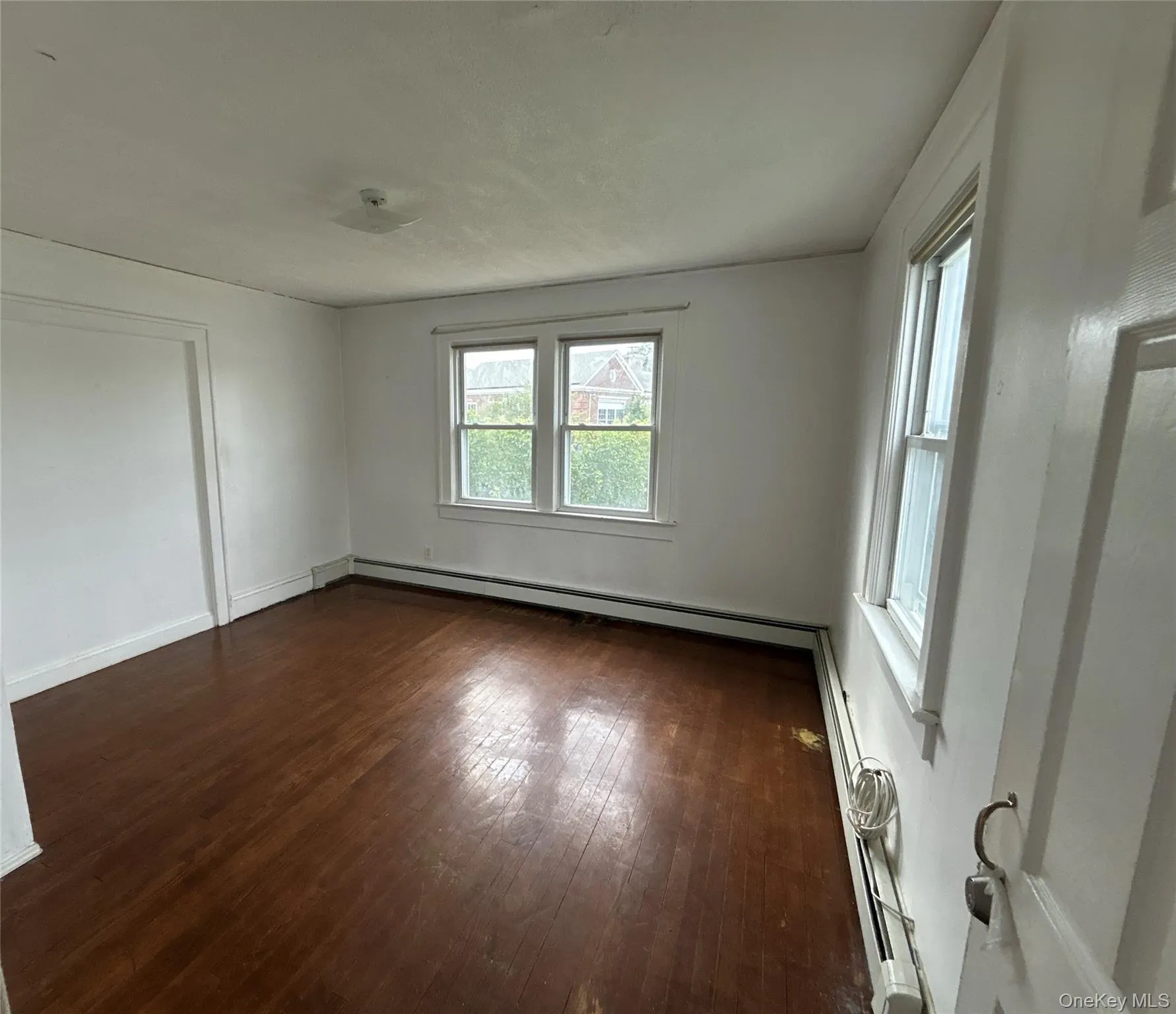 96 California Avenue, Hempstead, NY, 3 Bedrooms Bedrooms, 7 Rooms Rooms,1 BathroomBathrooms,Residential,For Rent,California,0,1027134 96 California Avenue, Hempstead, NY, 3 Bedrooms Bedrooms, 7 Rooms Rooms,1 BathroomBathrooms,Residential,For Rent,California,0,1027134
