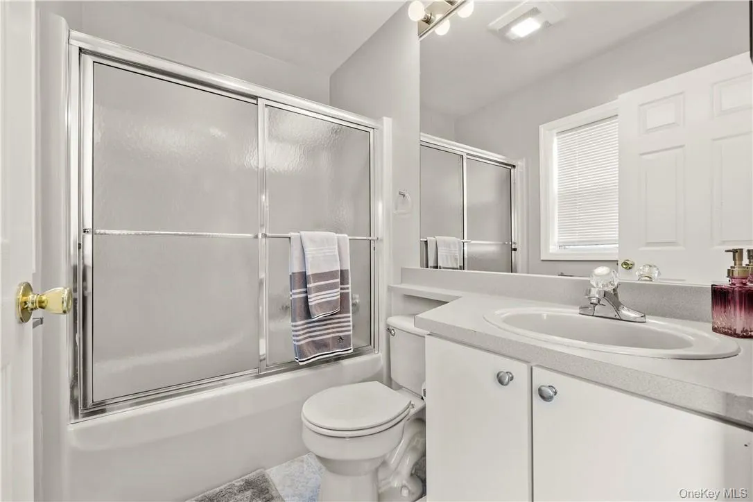 15 Wimbledon Court, Greenburgh, NY, 3 Bedrooms Bedrooms, 6 Rooms Rooms,2 BathroomsBathrooms,Residential Lease,For Rent,Wimbledon,0,1027140 15 Wimbledon Court, Greenburgh, NY, 3 Bedrooms Bedrooms, 6 Rooms Rooms,2 BathroomsBathrooms,Residential Lease,For Rent,Wimbledon,0,1027140