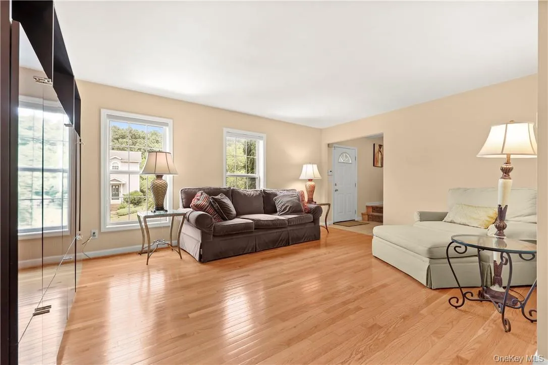 15 Wimbledon Court, Greenburgh, NY, 3 Bedrooms Bedrooms, 6 Rooms Rooms,2 BathroomsBathrooms,Residential Lease,For Rent,Wimbledon,0,1027140 15 Wimbledon Court, Greenburgh, NY, 3 Bedrooms Bedrooms, 6 Rooms Rooms,2 BathroomsBathrooms,Residential Lease,For Rent,Wimbledon,0,1027140