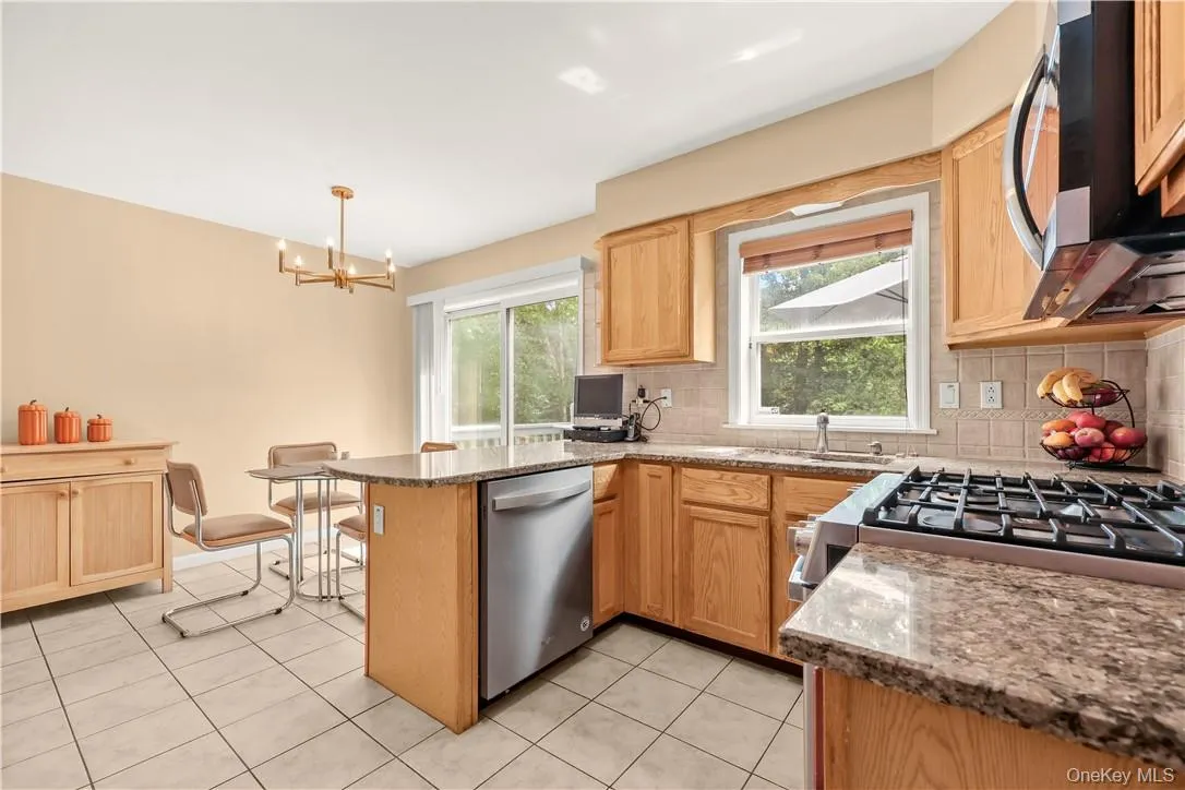 15 Wimbledon Court, Greenburgh, NY, 3 Bedrooms Bedrooms, 6 Rooms Rooms,2 BathroomsBathrooms,Residential Lease,For Rent,Wimbledon,0,1027140 15 Wimbledon Court, Greenburgh, NY, 3 Bedrooms Bedrooms, 6 Rooms Rooms,2 BathroomsBathrooms,Residential Lease,For Rent,Wimbledon,0,1027140