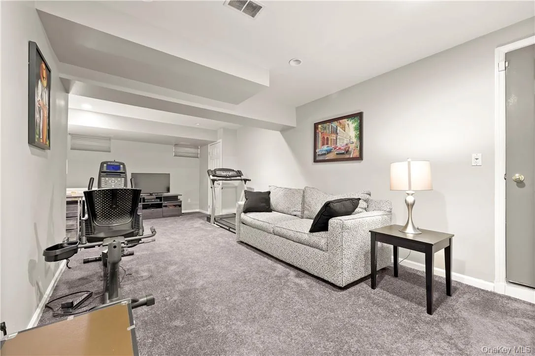15 Wimbledon Court, Greenburgh, NY, 3 Bedrooms Bedrooms, 6 Rooms Rooms,2 BathroomsBathrooms,Residential Lease,For Rent,Wimbledon,0,1027140 15 Wimbledon Court, Greenburgh, NY, 3 Bedrooms Bedrooms, 6 Rooms Rooms,2 BathroomsBathrooms,Residential Lease,For Rent,Wimbledon,0,1027140
