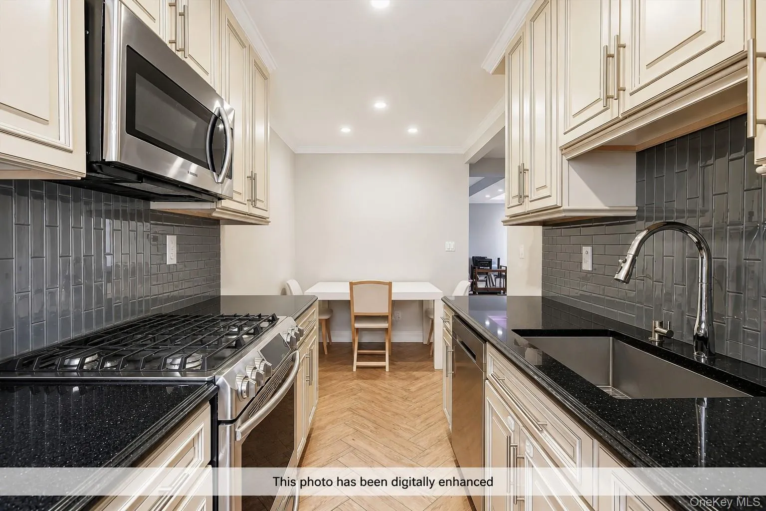 485 Bronx River Road, Yonkers, NY, 2 Bedrooms Bedrooms, 4 Rooms Rooms,1 BathroomBathrooms,Residential,For Rent,Bronx River Road,0,1027156 485 Bronx River Road, Yonkers, NY, 2 Bedrooms Bedrooms, 4 Rooms Rooms,1 BathroomBathrooms,Residential,For Rent,Bronx River Road,0,1027156