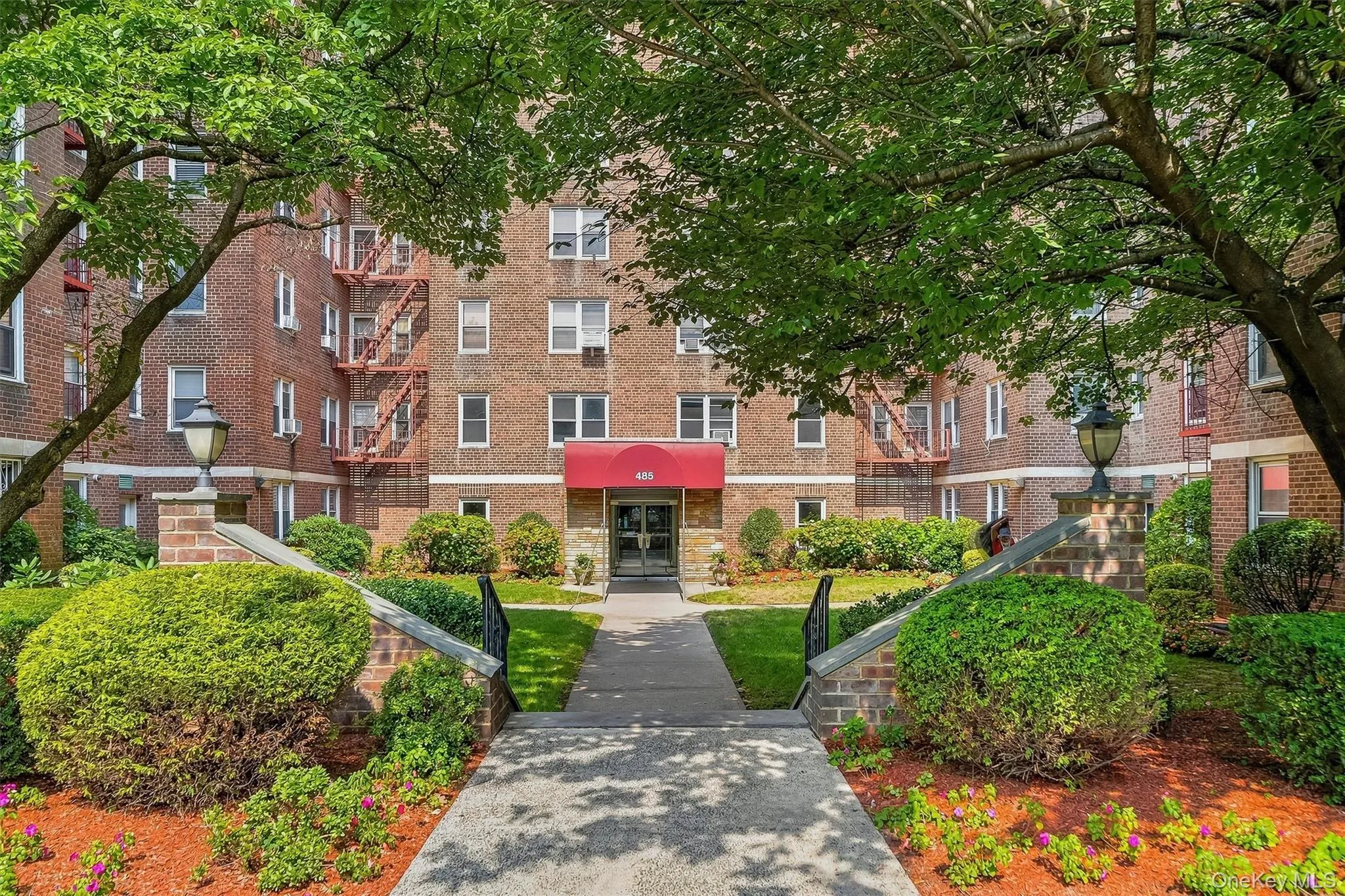 485 Bronx River Road, #A51 485 Bronx River Road, #A51