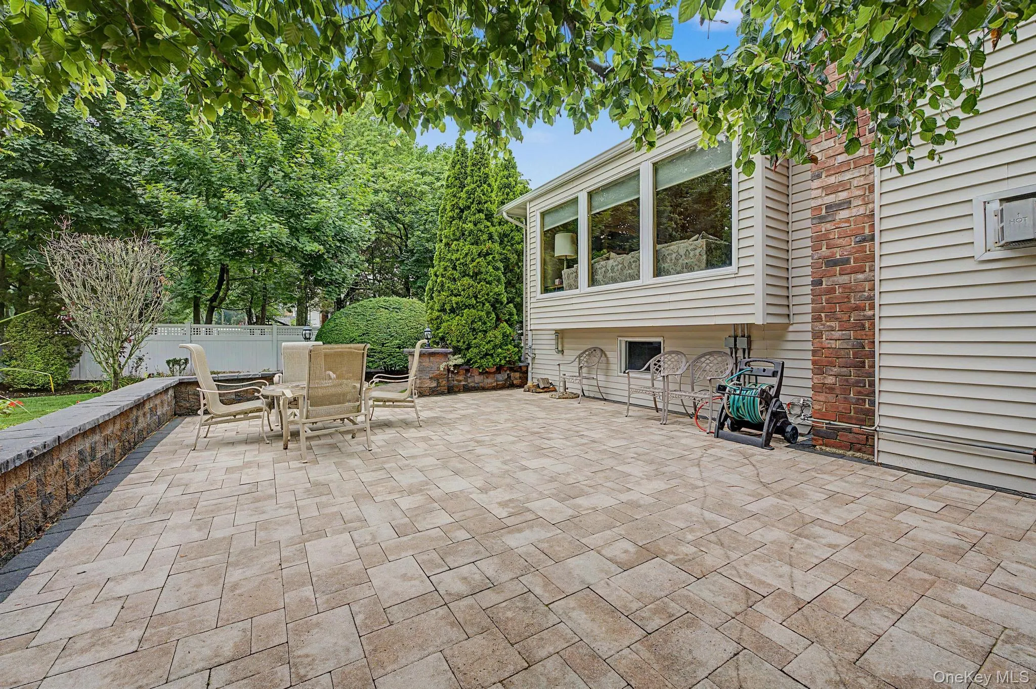 6 Field Daisy Lane, Huntington, NY, 5 Bedrooms Bedrooms, 8 Rooms Rooms,3 BathroomsBathrooms,Residential,For Rent,Field Daisy,0,1027158 6 Field Daisy Lane, Huntington, NY, 5 Bedrooms Bedrooms, 8 Rooms Rooms,3 BathroomsBathrooms,Residential,For Rent,Field Daisy,0,1027158