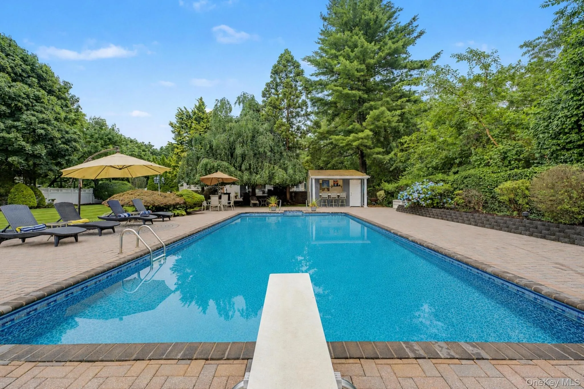 6 Field Daisy Lane, Huntington, NY, 5 Bedrooms Bedrooms, 8 Rooms Rooms,3 BathroomsBathrooms,Residential,For Rent,Field Daisy,0,1027158 6 Field Daisy Lane, Huntington, NY, 5 Bedrooms Bedrooms, 8 Rooms Rooms,3 BathroomsBathrooms,Residential,For Rent,Field Daisy,0,1027158