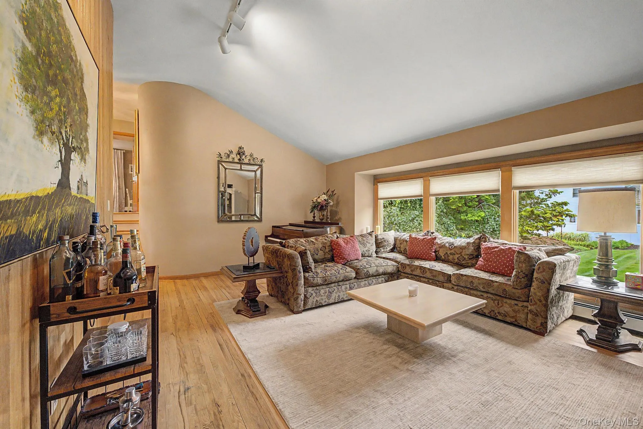 6 Field Daisy Lane, Huntington, NY, 5 Bedrooms Bedrooms, 8 Rooms Rooms,3 BathroomsBathrooms,Residential,For Rent,Field Daisy,0,1027158 6 Field Daisy Lane, Huntington, NY, 5 Bedrooms Bedrooms, 8 Rooms Rooms,3 BathroomsBathrooms,Residential,For Rent,Field Daisy,0,1027158