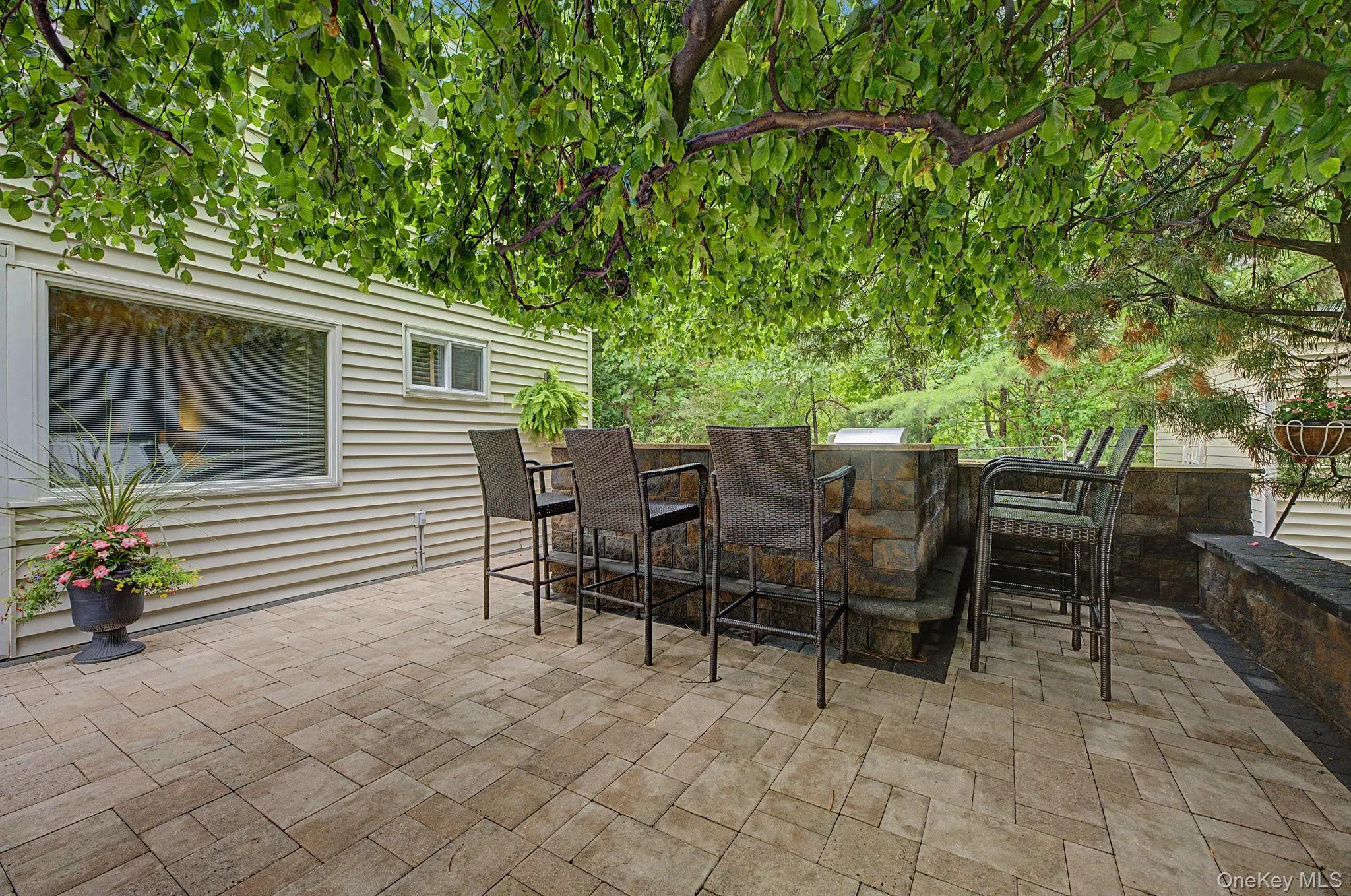 6 Field Daisy Lane, Huntington, NY, 5 Bedrooms Bedrooms, 8 Rooms Rooms,3 BathroomsBathrooms,Residential,For Rent,Field Daisy,0,1027158 6 Field Daisy Lane, Huntington, NY, 5 Bedrooms Bedrooms, 8 Rooms Rooms,3 BathroomsBathrooms,Residential,For Rent,Field Daisy,0,1027158