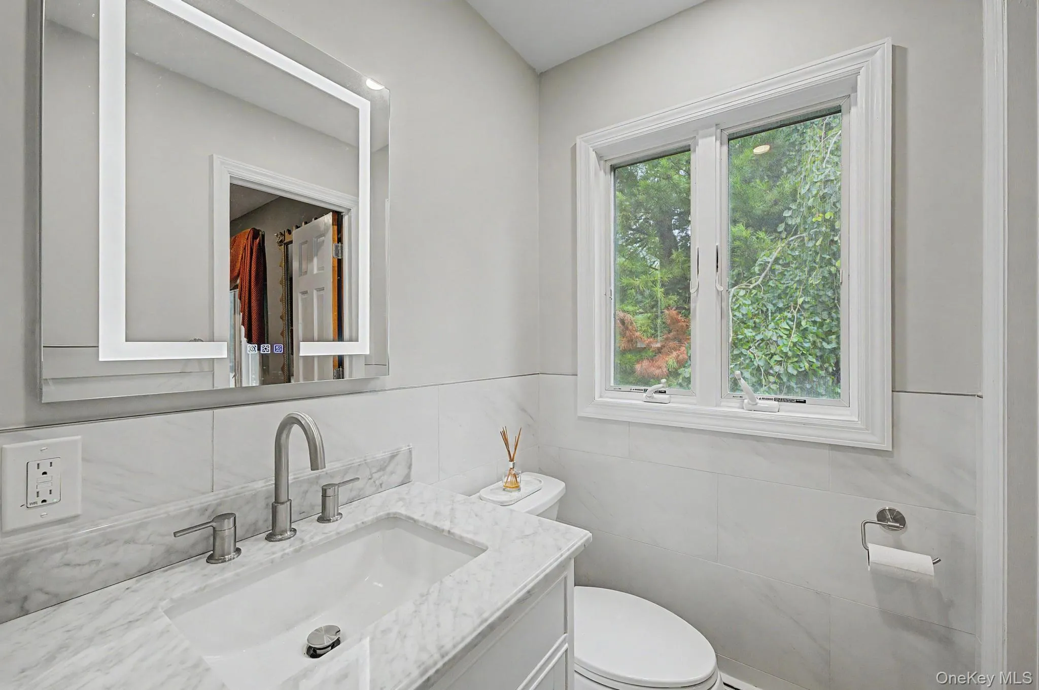 6 Field Daisy Lane, Huntington, NY, 5 Bedrooms Bedrooms, 8 Rooms Rooms,3 BathroomsBathrooms,Residential,For Rent,Field Daisy,0,1027158 6 Field Daisy Lane, Huntington, NY, 5 Bedrooms Bedrooms, 8 Rooms Rooms,3 BathroomsBathrooms,Residential,For Rent,Field Daisy,0,1027158