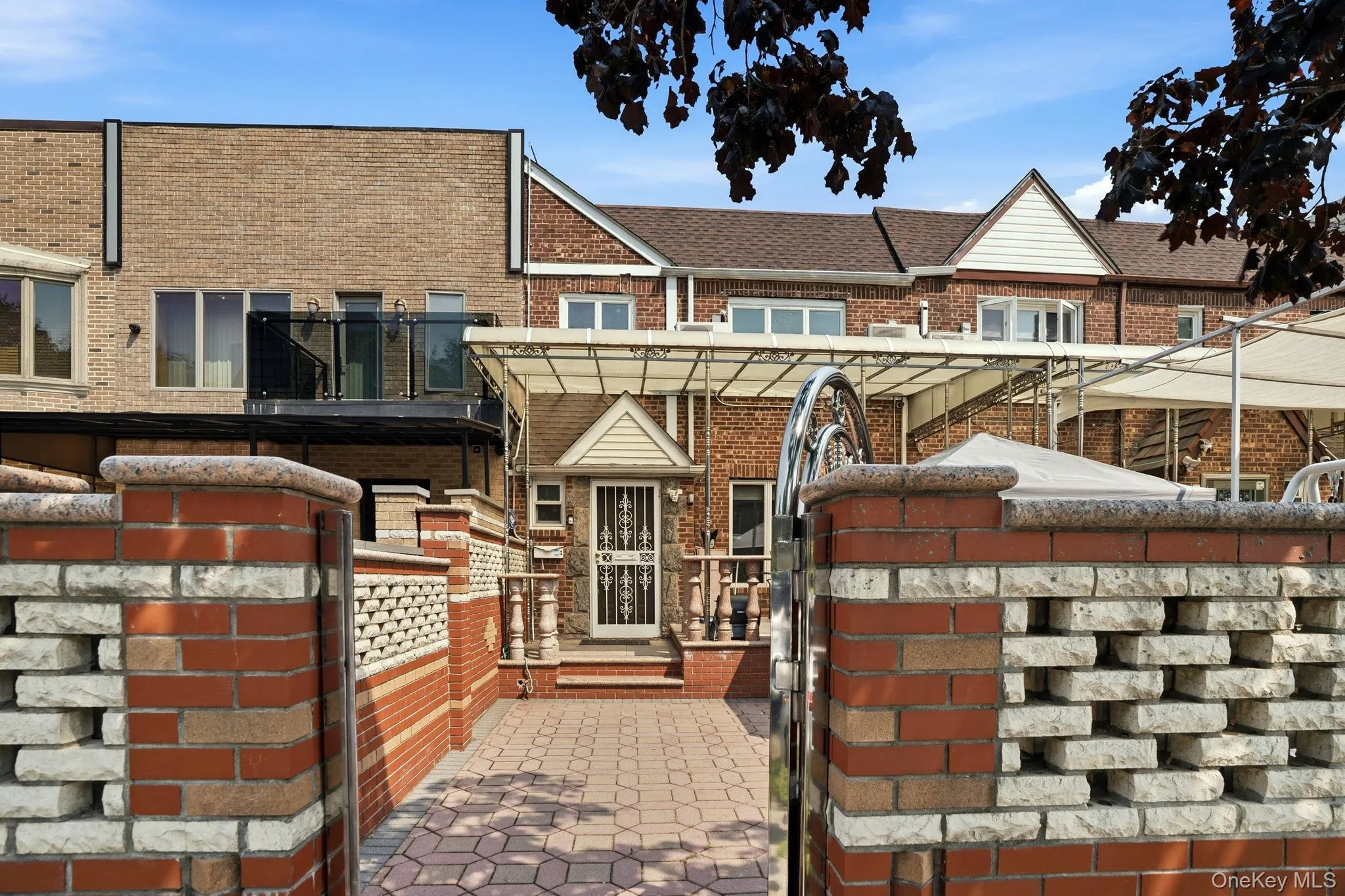 99-57 65th Road, New York, NY, 3 Bedrooms Bedrooms, 8 Rooms Rooms,2 BathroomsBathrooms,Residential,For Rent,65th,0,1027160 99-57 65th Road, New York, NY, 3 Bedrooms Bedrooms, 8 Rooms Rooms,2 BathroomsBathrooms,Residential,For Rent,65th,0,1027160