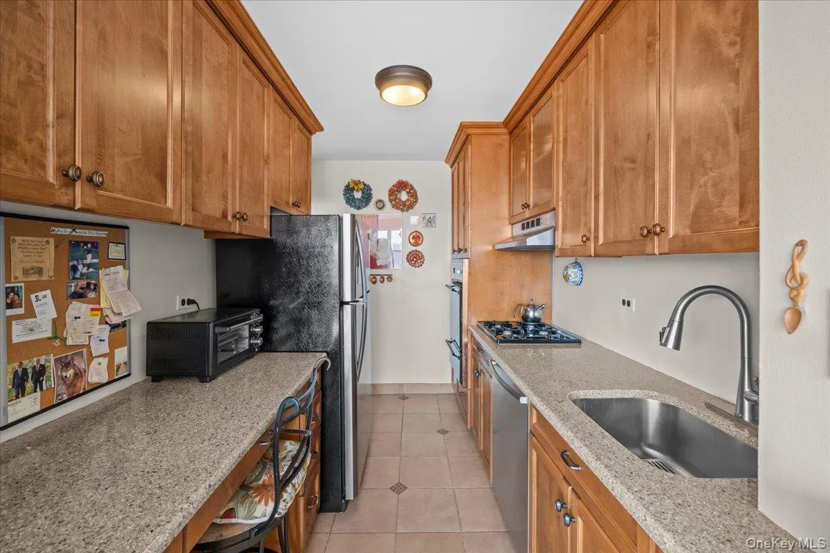 555 Kappock Street, New York, NY, 1 Bedroom Bedrooms, 3 Rooms Rooms,1 BathroomBathrooms,Residential,For Rent,Kappock,0,1027165 555 Kappock Street, New York, NY, 1 Bedroom Bedrooms, 3 Rooms Rooms,1 BathroomBathrooms,Residential,For Rent,Kappock,0,1027165