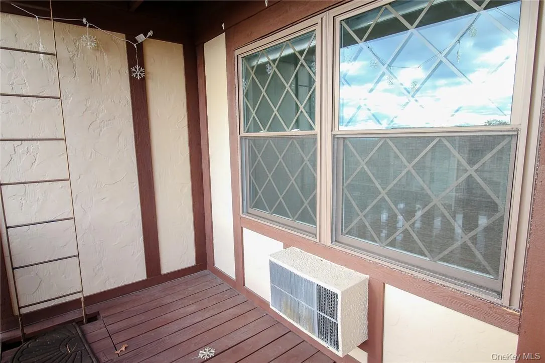 564 Sierra Vista Lane, Clarkstown, NY, 1 Bedroom Bedrooms, 5 Rooms Rooms,1 BathroomBathrooms,Residential Lease,For Rent,Sierra Vista,0,1027167 564 Sierra Vista Lane, Clarkstown, NY, 1 Bedroom Bedrooms, 5 Rooms Rooms,1 BathroomBathrooms,Residential Lease,For Rent,Sierra Vista,0,1027167