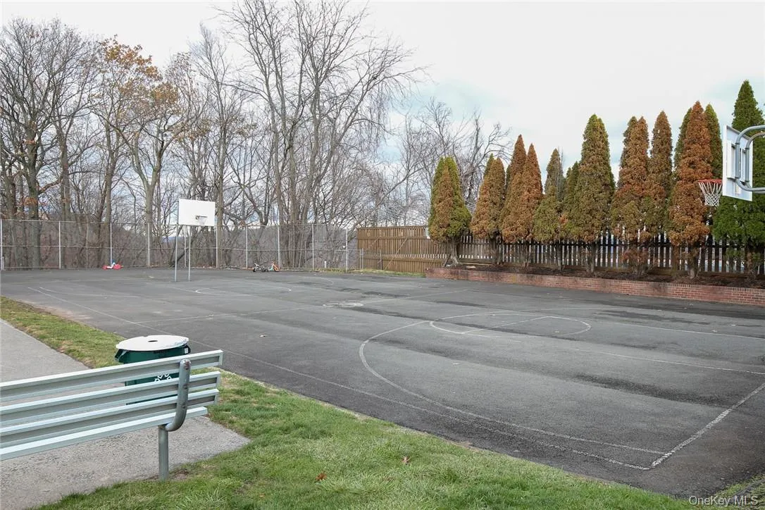 564 Sierra Vista Lane, Clarkstown, NY, 1 Bedroom Bedrooms, 5 Rooms Rooms,1 BathroomBathrooms,Residential Lease,For Rent,Sierra Vista,0,1027167 564 Sierra Vista Lane, Clarkstown, NY, 1 Bedroom Bedrooms, 5 Rooms Rooms,1 BathroomBathrooms,Residential Lease,For Rent,Sierra Vista,0,1027167