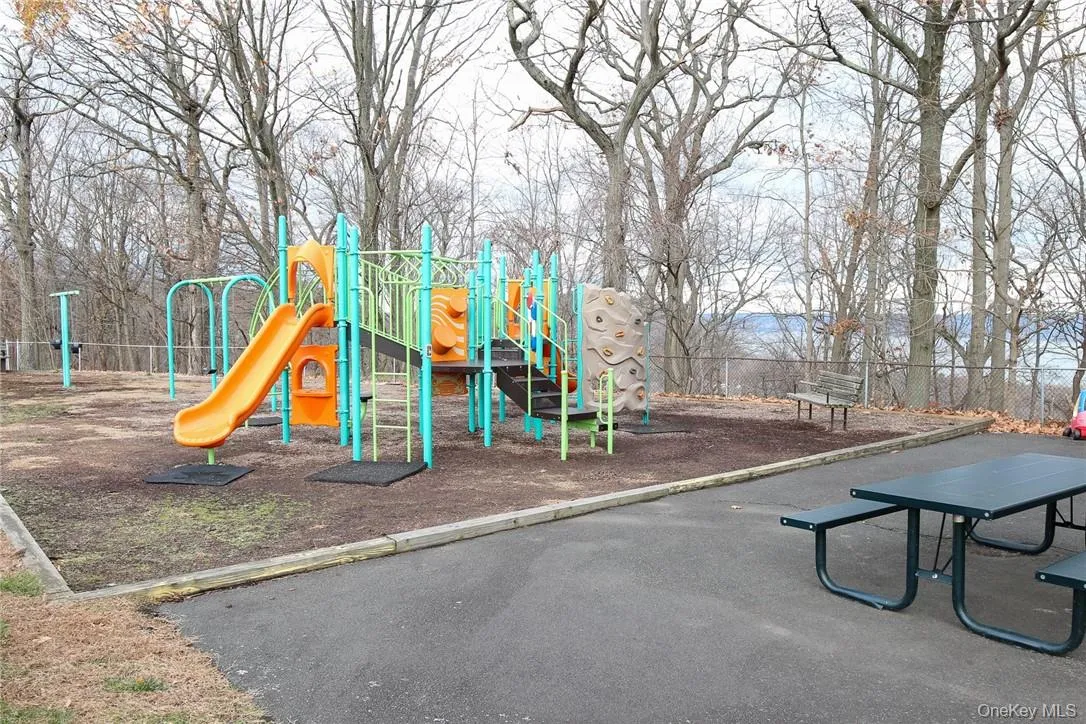 564 Sierra Vista Lane, Clarkstown, NY, 1 Bedroom Bedrooms, 5 Rooms Rooms,1 BathroomBathrooms,Residential Lease,For Rent,Sierra Vista,0,1027167 564 Sierra Vista Lane, Clarkstown, NY, 1 Bedroom Bedrooms, 5 Rooms Rooms,1 BathroomBathrooms,Residential Lease,For Rent,Sierra Vista,0,1027167