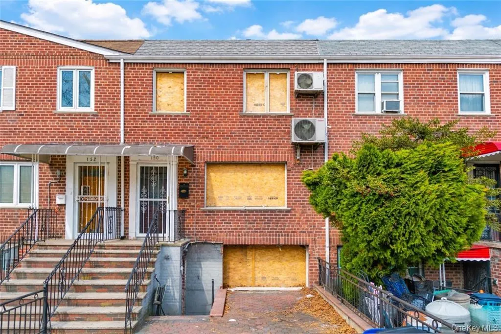 150 Bay 40th Street, New York, NY, 3 Bedrooms Bedrooms, 6 Rooms Rooms,3 BathroomsBathrooms,Residential,For Rent,Bay 40th,0,1027172 150 Bay 40th Street, New York, NY, 3 Bedrooms Bedrooms, 6 Rooms Rooms,3 BathroomsBathrooms,Residential,For Rent,Bay 40th,0,1027172