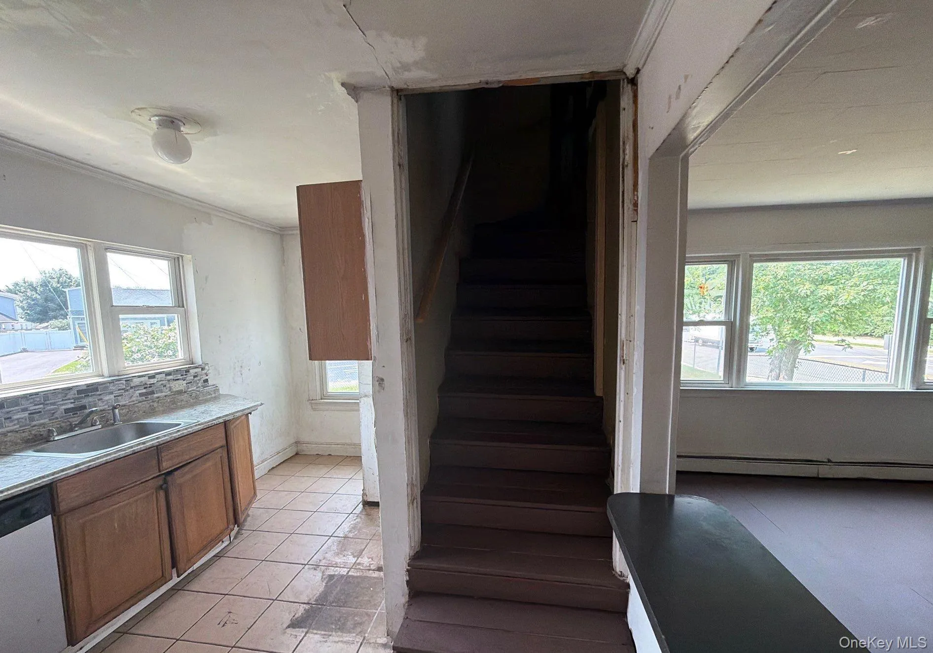 583 Straight Path, West Babylon, NY, 2 Bedrooms Bedrooms, 5 Rooms Rooms,1 BathroomBathrooms,Residential,For Rent,Straight,0,1027183 583 Straight Path, West Babylon, NY, 2 Bedrooms Bedrooms, 5 Rooms Rooms,1 BathroomBathrooms,Residential,For Rent,Straight,0,1027183