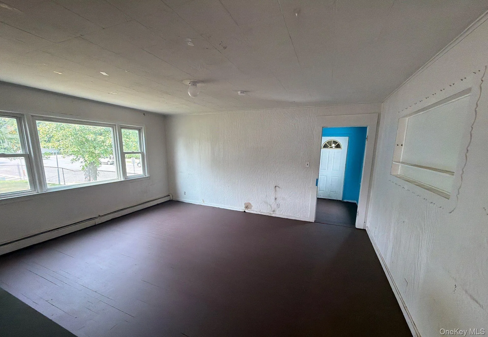 583 Straight Path, West Babylon, NY, 2 Bedrooms Bedrooms, 5 Rooms Rooms,1 BathroomBathrooms,Residential,For Rent,Straight,0,1027183 583 Straight Path, West Babylon, NY, 2 Bedrooms Bedrooms, 5 Rooms Rooms,1 BathroomBathrooms,Residential,For Rent,Straight,0,1027183