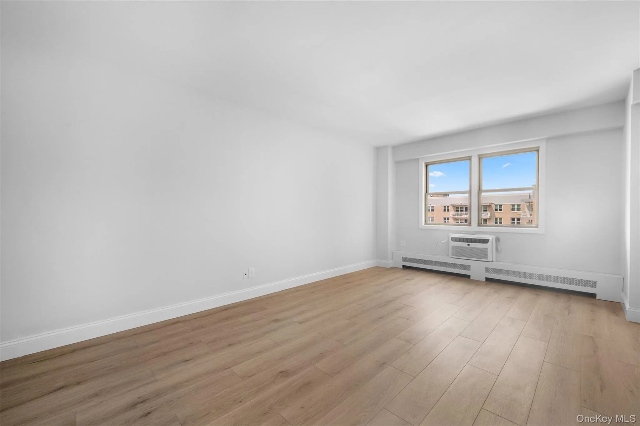 25 Neptune Boulevard, Long Beach, NY, 1 Bedroom Bedrooms, 4 Rooms Rooms,1 BathroomBathrooms,Residential,For Rent,Neptune,0,1027184 25 Neptune Boulevard, Long Beach, NY, 1 Bedroom Bedrooms, 4 Rooms Rooms,1 BathroomBathrooms,Residential,For Rent,Neptune,0,1027184