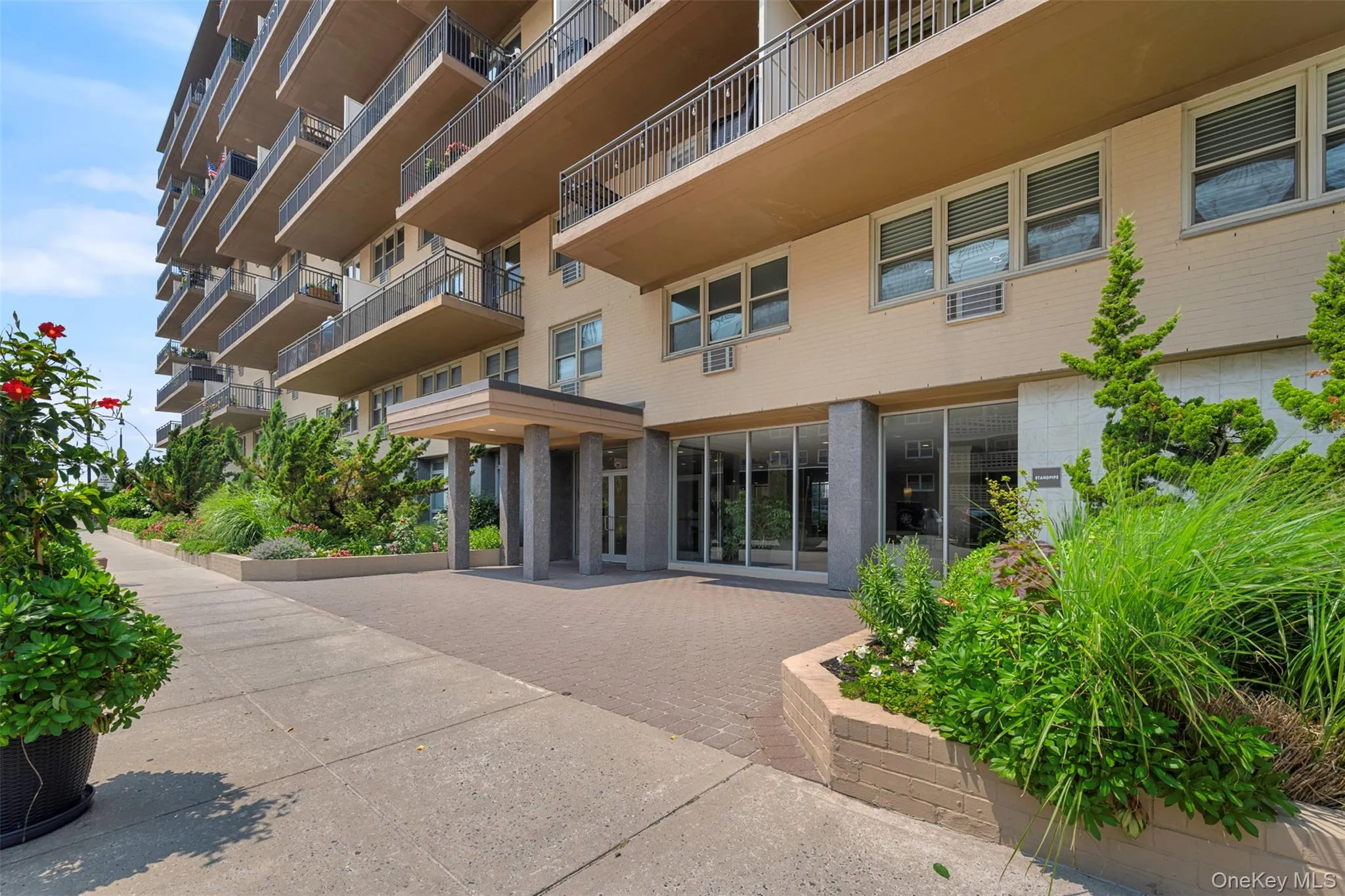 25 Neptune Boulevard, Long Beach, NY, 1 Bedroom Bedrooms, 4 Rooms Rooms,1 BathroomBathrooms,Residential,For Rent,Neptune,0,1027184 25 Neptune Boulevard, Long Beach, NY, 1 Bedroom Bedrooms, 4 Rooms Rooms,1 BathroomBathrooms,Residential,For Rent,Neptune,0,1027184