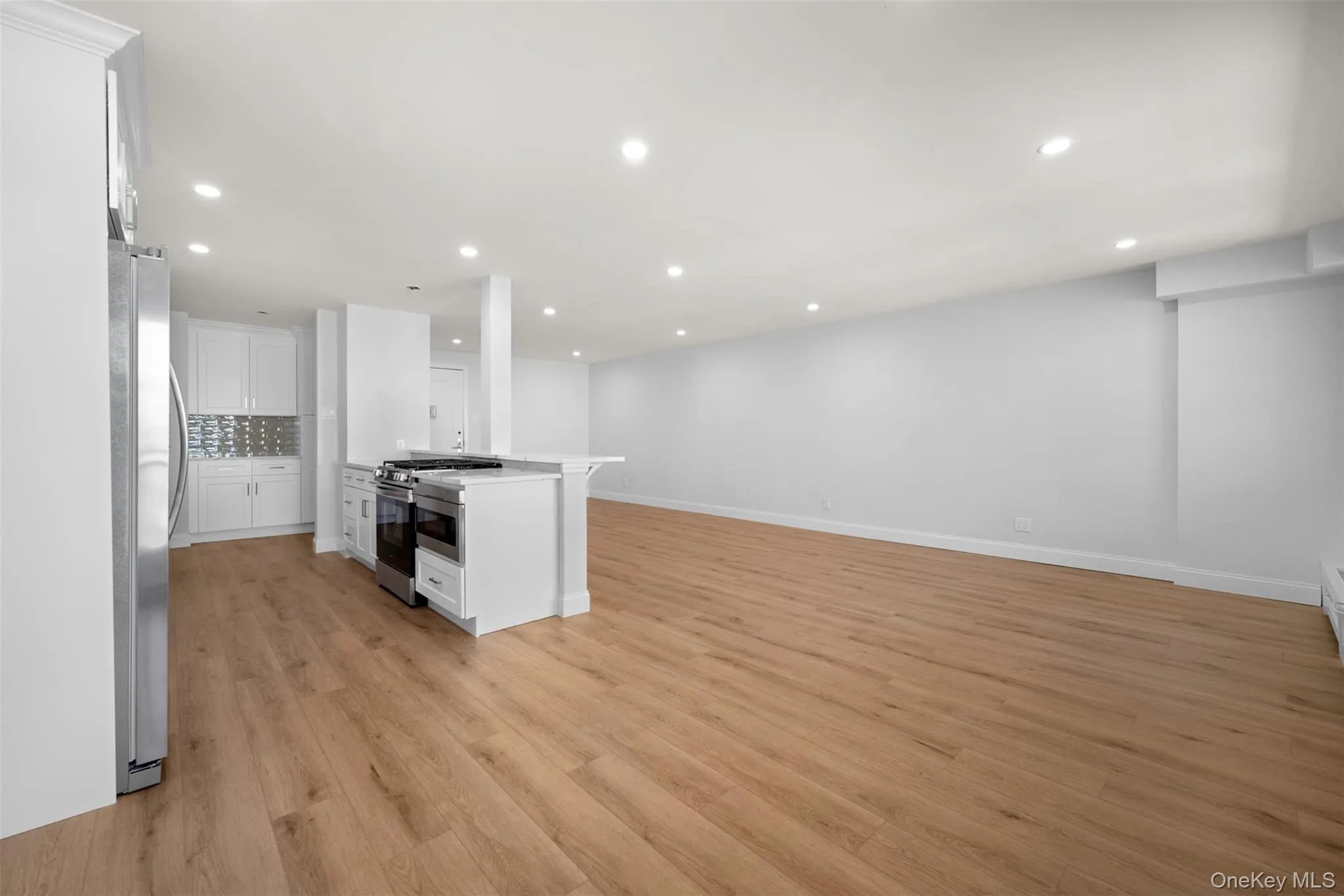25 Neptune Boulevard, Long Beach, NY, 1 Bedroom Bedrooms, 4 Rooms Rooms,1 BathroomBathrooms,Residential,For Rent,Neptune,0,1027184 25 Neptune Boulevard, Long Beach, NY, 1 Bedroom Bedrooms, 4 Rooms Rooms,1 BathroomBathrooms,Residential,For Rent,Neptune,0,1027184
