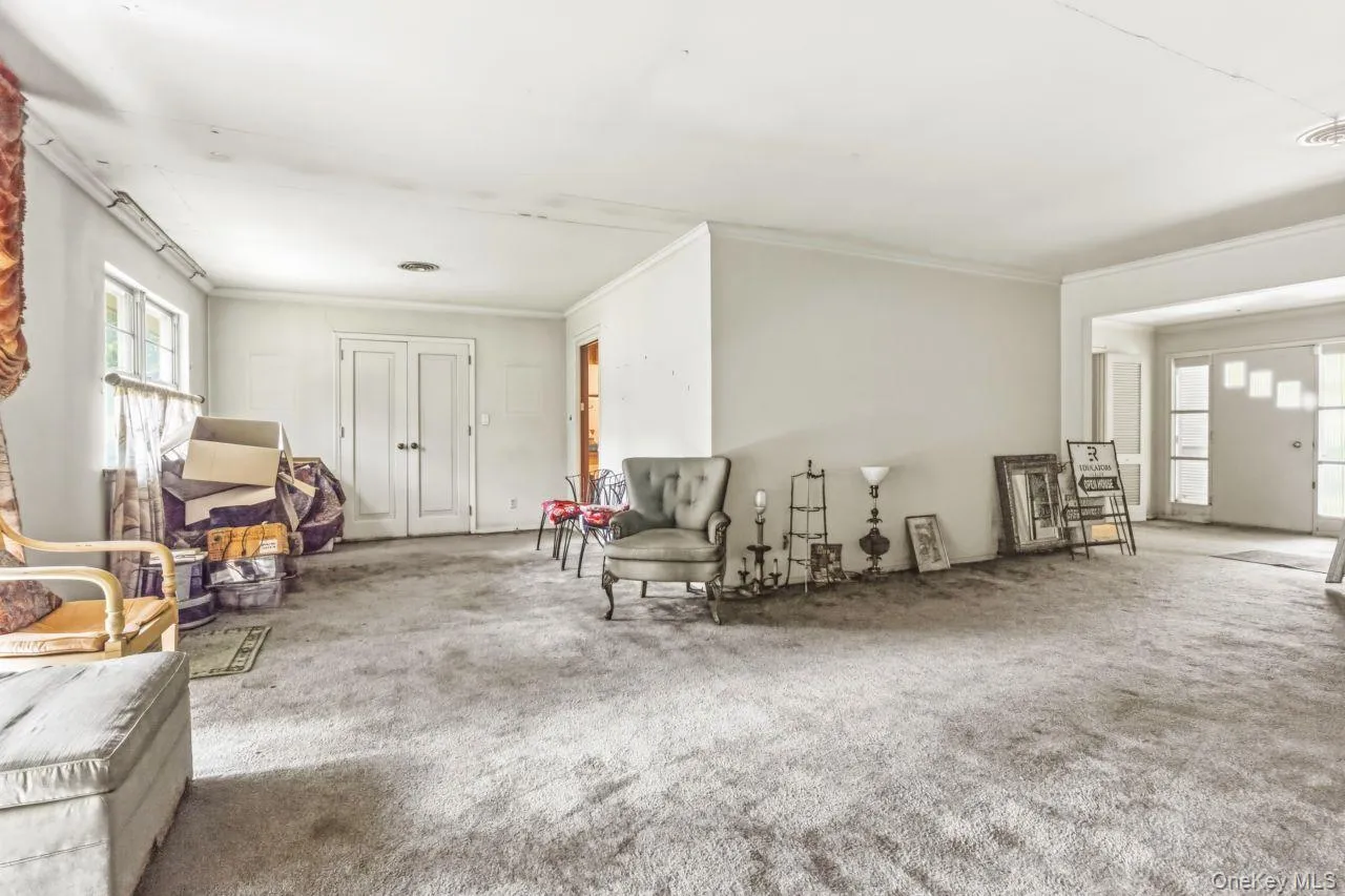 80 Nassau Drive, North Hempstead, NY, 3 Bedrooms Bedrooms, 11 Rooms Rooms,2 BathroomsBathrooms,Residential,For Rent,Nassau,0,1027185 80 Nassau Drive, North Hempstead, NY, 3 Bedrooms Bedrooms, 11 Rooms Rooms,2 BathroomsBathrooms,Residential,For Rent,Nassau,0,1027185