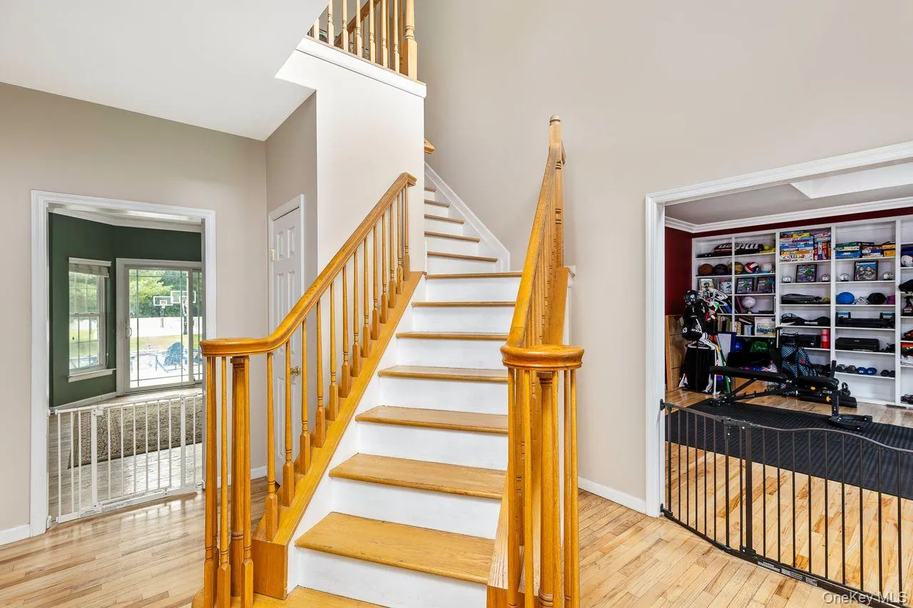 141 Radio Avenue, Brookhaven, NY, 4 Bedrooms Bedrooms, 10 Rooms Rooms,2 BathroomsBathrooms,Residential,For Rent,Radio,0,1027191 141 Radio Avenue, Brookhaven, NY, 4 Bedrooms Bedrooms, 10 Rooms Rooms,2 BathroomsBathrooms,Residential,For Rent,Radio,0,1027191
