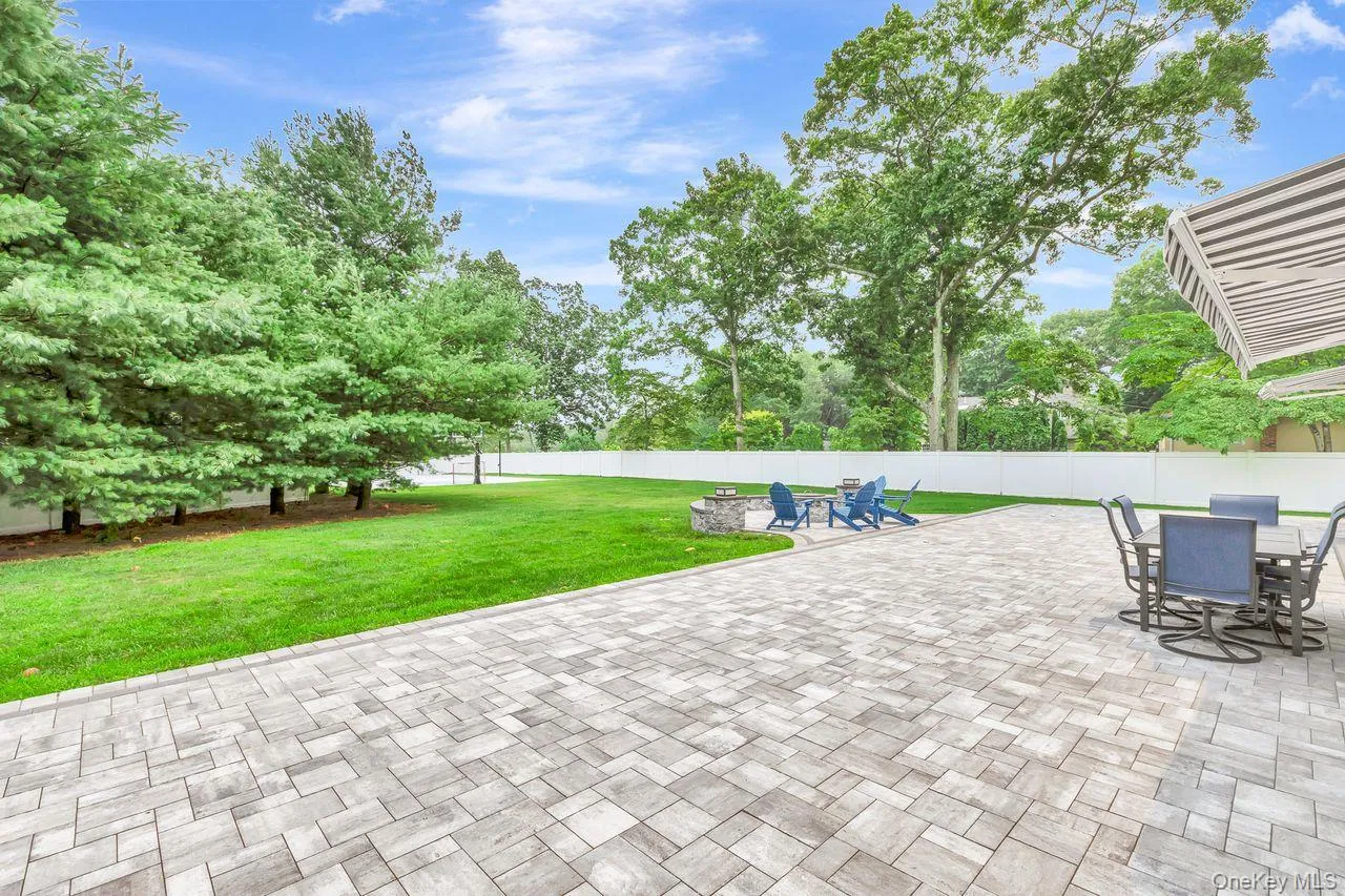 141 Radio Avenue, Brookhaven, NY, 4 Bedrooms Bedrooms, 10 Rooms Rooms,2 BathroomsBathrooms,Residential,For Rent,Radio,0,1027191 141 Radio Avenue, Brookhaven, NY, 4 Bedrooms Bedrooms, 10 Rooms Rooms,2 BathroomsBathrooms,Residential,For Rent,Radio,0,1027191