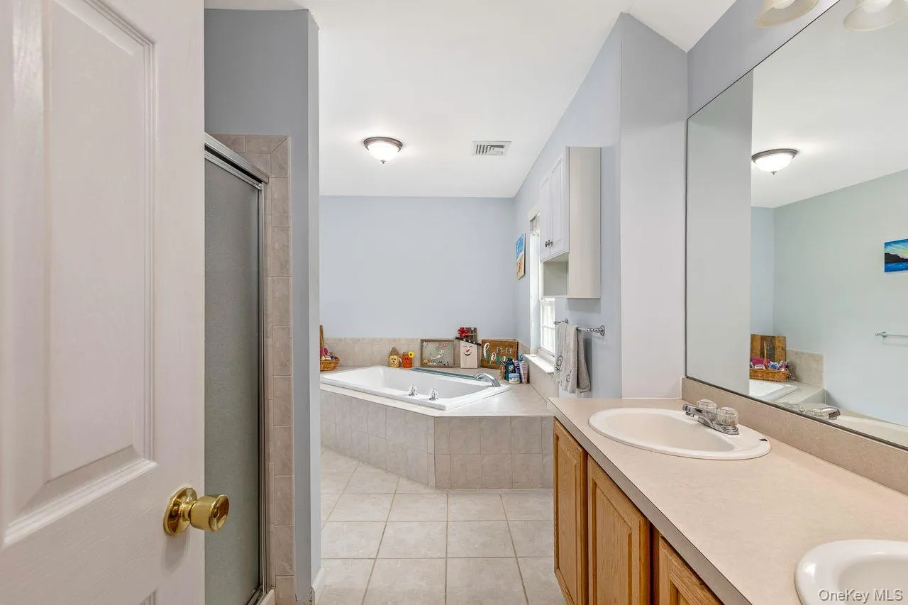 141 Radio Avenue, Brookhaven, NY, 4 Bedrooms Bedrooms, 10 Rooms Rooms,2 BathroomsBathrooms,Residential,For Rent,Radio,0,1027191 141 Radio Avenue, Brookhaven, NY, 4 Bedrooms Bedrooms, 10 Rooms Rooms,2 BathroomsBathrooms,Residential,For Rent,Radio,0,1027191