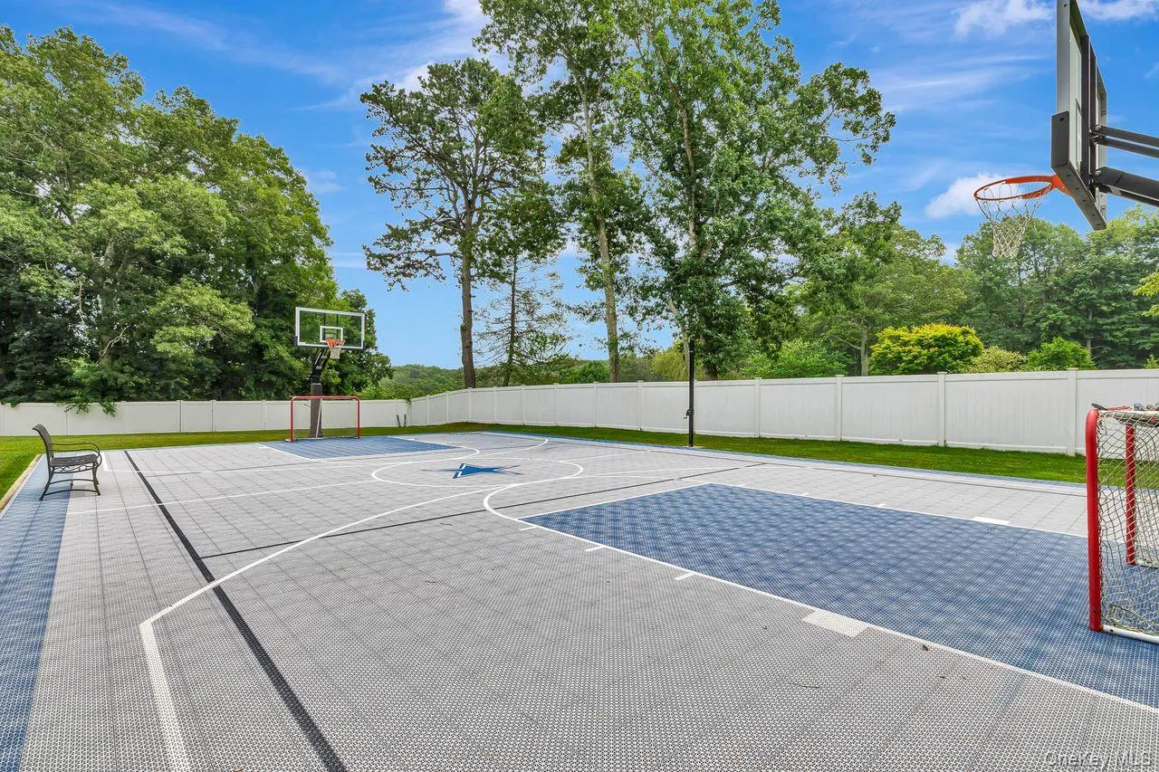 141 Radio Avenue, Brookhaven, NY, 4 Bedrooms Bedrooms, 10 Rooms Rooms,2 BathroomsBathrooms,Residential,For Rent,Radio,0,1027191 141 Radio Avenue, Brookhaven, NY, 4 Bedrooms Bedrooms, 10 Rooms Rooms,2 BathroomsBathrooms,Residential,For Rent,Radio,0,1027191
