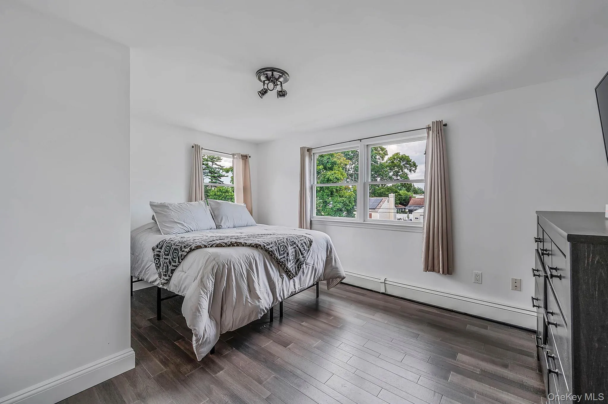 18 Worden Place, West Babylon, NY, 4 Bedrooms Bedrooms, 8 Rooms Rooms,2 BathroomsBathrooms,Residential,For Rent,Worden,0,1027192 18 Worden Place, West Babylon, NY, 4 Bedrooms Bedrooms, 8 Rooms Rooms,2 BathroomsBathrooms,Residential,For Rent,Worden,0,1027192