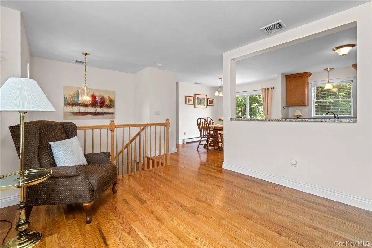 1 Lynn Street, Warwick (town), NY, 3 Bedrooms Bedrooms, 6 Rooms Rooms,2 BathroomsBathrooms,Residential,For Rent,Lynn,0,1027194 1 Lynn Street, Warwick (town), NY, 3 Bedrooms Bedrooms, 6 Rooms Rooms,2 BathroomsBathrooms,Residential,For Rent,Lynn,0,1027194