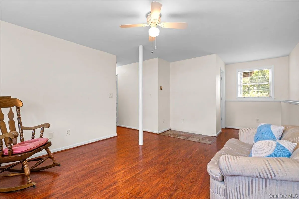 1 Lynn Street, Warwick (town), NY, 3 Bedrooms Bedrooms, 6 Rooms Rooms,2 BathroomsBathrooms,Residential,For Rent,Lynn,0,1027194 1 Lynn Street, Warwick (town), NY, 3 Bedrooms Bedrooms, 6 Rooms Rooms,2 BathroomsBathrooms,Residential,For Rent,Lynn,0,1027194