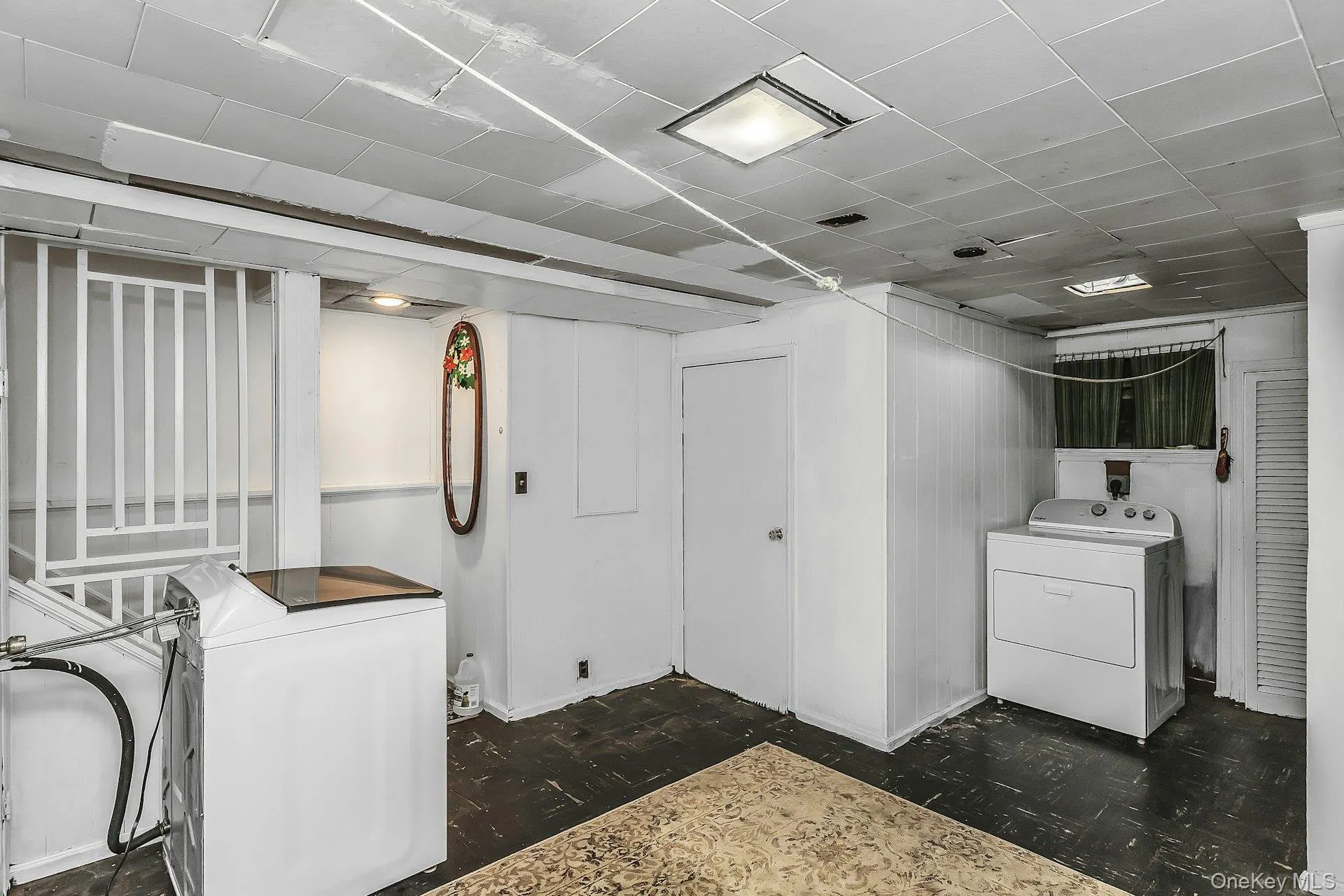 214 Park Avenue, North Hempstead, NY, 4 Bedrooms Bedrooms, 10 Rooms Rooms,2 BathroomsBathrooms,Residential,For Rent,Park,0,1027197 214 Park Avenue, North Hempstead, NY, 4 Bedrooms Bedrooms, 10 Rooms Rooms,2 BathroomsBathrooms,Residential,For Rent,Park,0,1027197