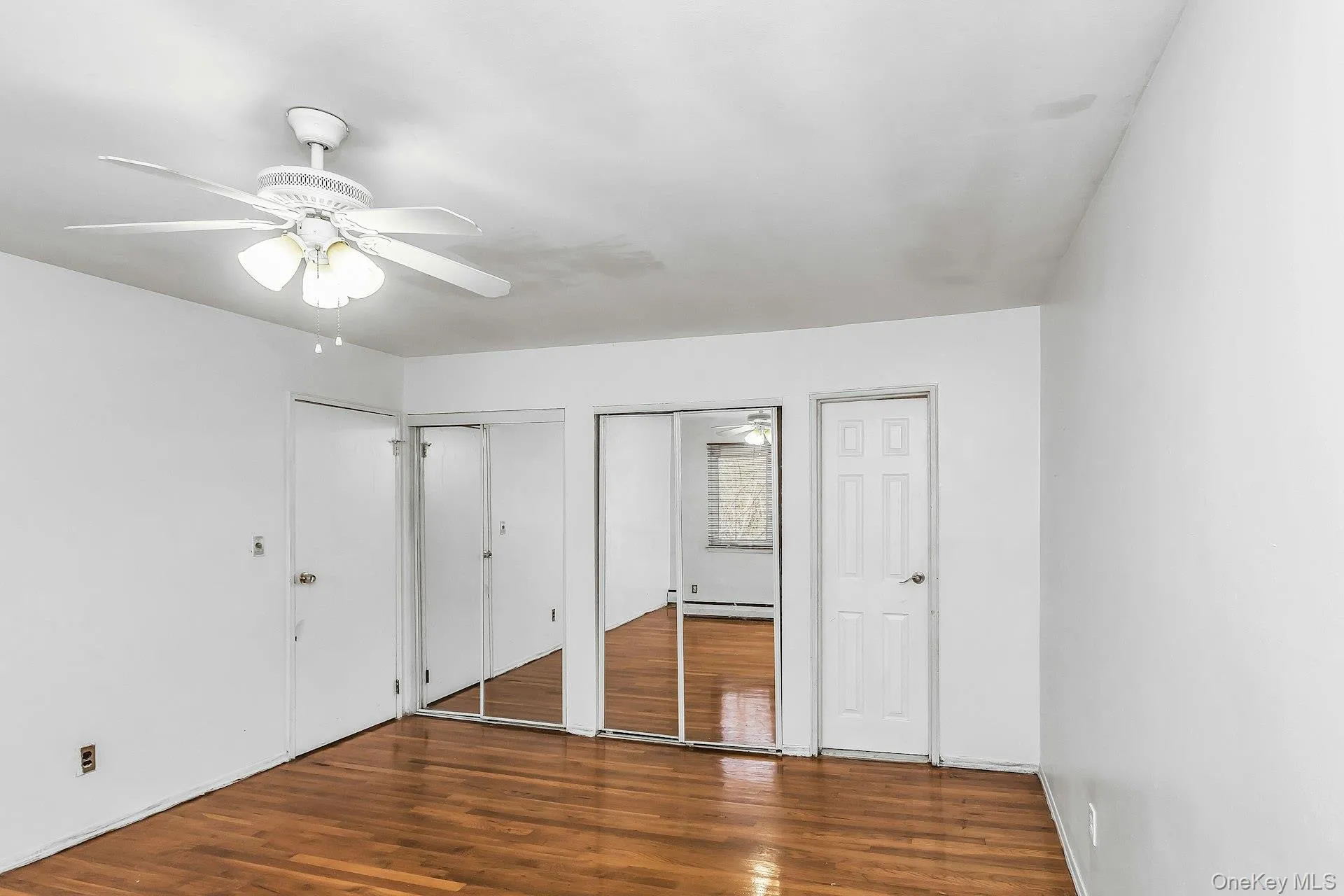 214 Park Avenue, North Hempstead, NY, 4 Bedrooms Bedrooms, 10 Rooms Rooms,2 BathroomsBathrooms,Residential,For Rent,Park,0,1027197 214 Park Avenue, North Hempstead, NY, 4 Bedrooms Bedrooms, 10 Rooms Rooms,2 BathroomsBathrooms,Residential,For Rent,Park,0,1027197