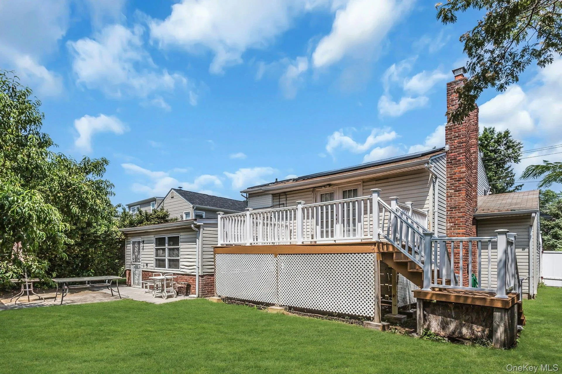 214 Park Avenue, North Hempstead, NY, 4 Bedrooms Bedrooms, 10 Rooms Rooms,2 BathroomsBathrooms,Residential,For Rent,Park,0,1027197 214 Park Avenue, North Hempstead, NY, 4 Bedrooms Bedrooms, 10 Rooms Rooms,2 BathroomsBathrooms,Residential,For Rent,Park,0,1027197