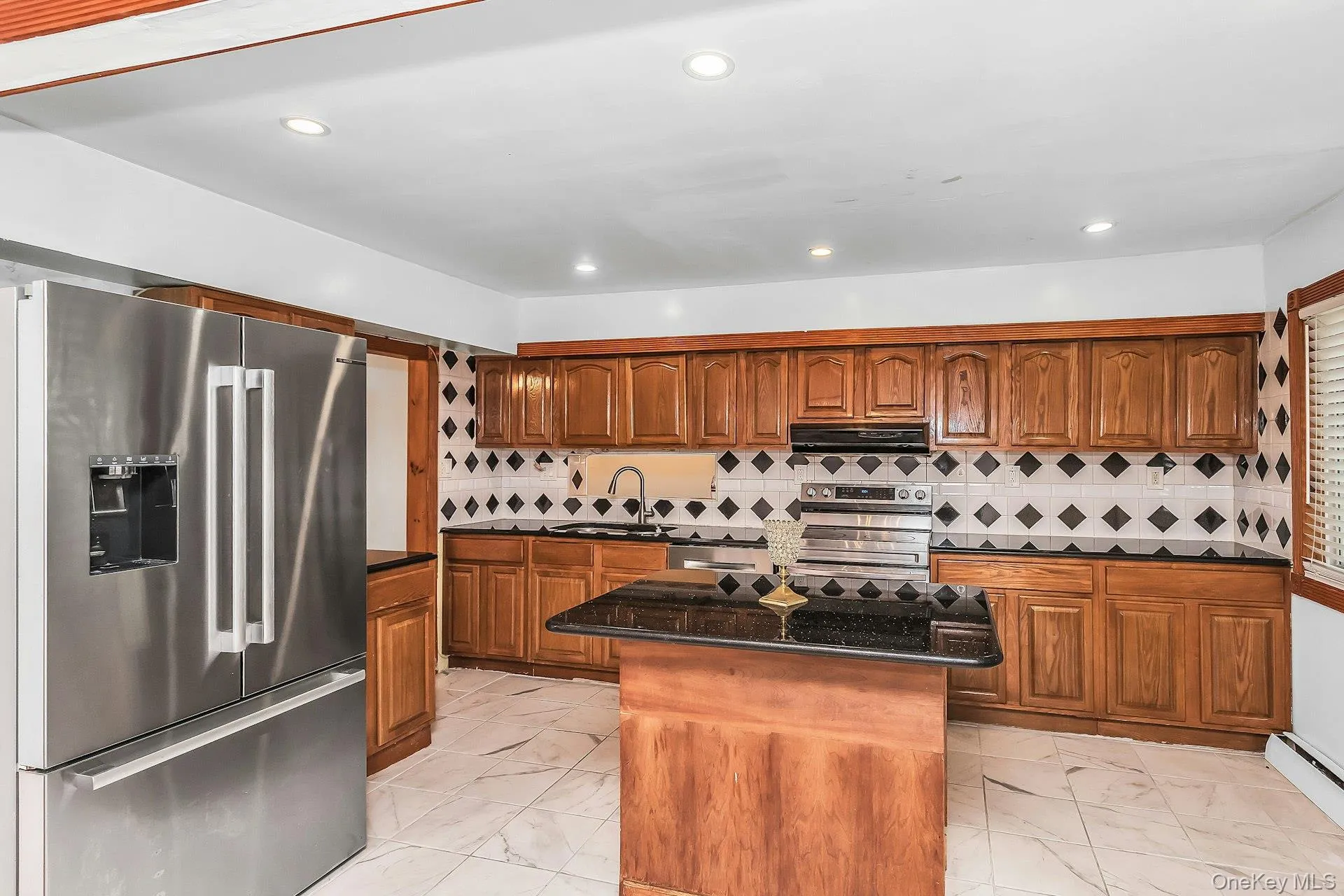 214 Park Avenue, North Hempstead, NY, 4 Bedrooms Bedrooms, 10 Rooms Rooms,2 BathroomsBathrooms,Residential,For Rent,Park,0,1027197 214 Park Avenue, North Hempstead, NY, 4 Bedrooms Bedrooms, 10 Rooms Rooms,2 BathroomsBathrooms,Residential,For Rent,Park,0,1027197