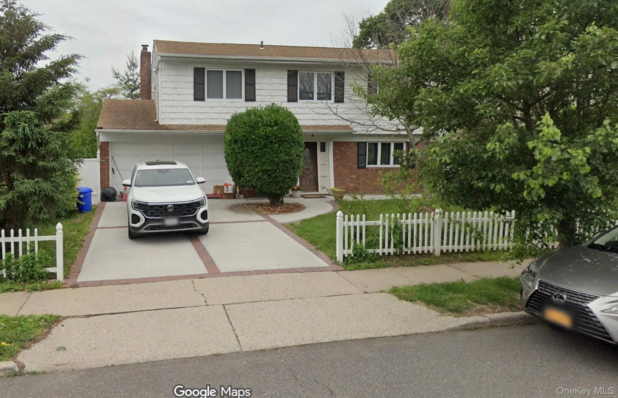 214 Park Avenue, North Hempstead, NY, 4 Bedrooms Bedrooms, 10 Rooms Rooms,2 BathroomsBathrooms,Residential,For Rent,Park,0,1027197 214 Park Avenue, North Hempstead, NY, 4 Bedrooms Bedrooms, 10 Rooms Rooms,2 BathroomsBathrooms,Residential,For Rent,Park,0,1027197