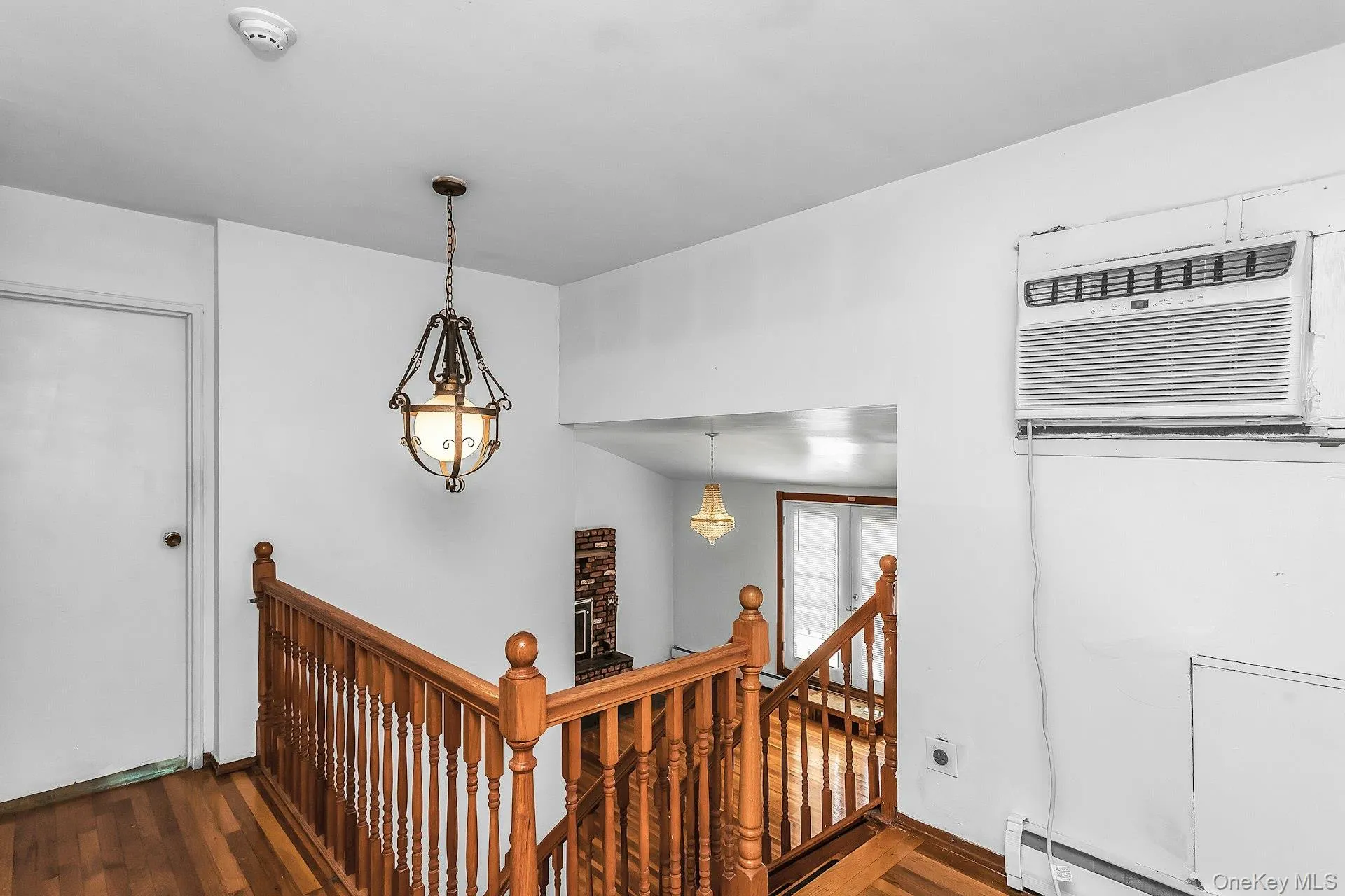 214 Park Avenue, North Hempstead, NY, 4 Bedrooms Bedrooms, 10 Rooms Rooms,2 BathroomsBathrooms,Residential,For Rent,Park,0,1027197 214 Park Avenue, North Hempstead, NY, 4 Bedrooms Bedrooms, 10 Rooms Rooms,2 BathroomsBathrooms,Residential,For Rent,Park,0,1027197