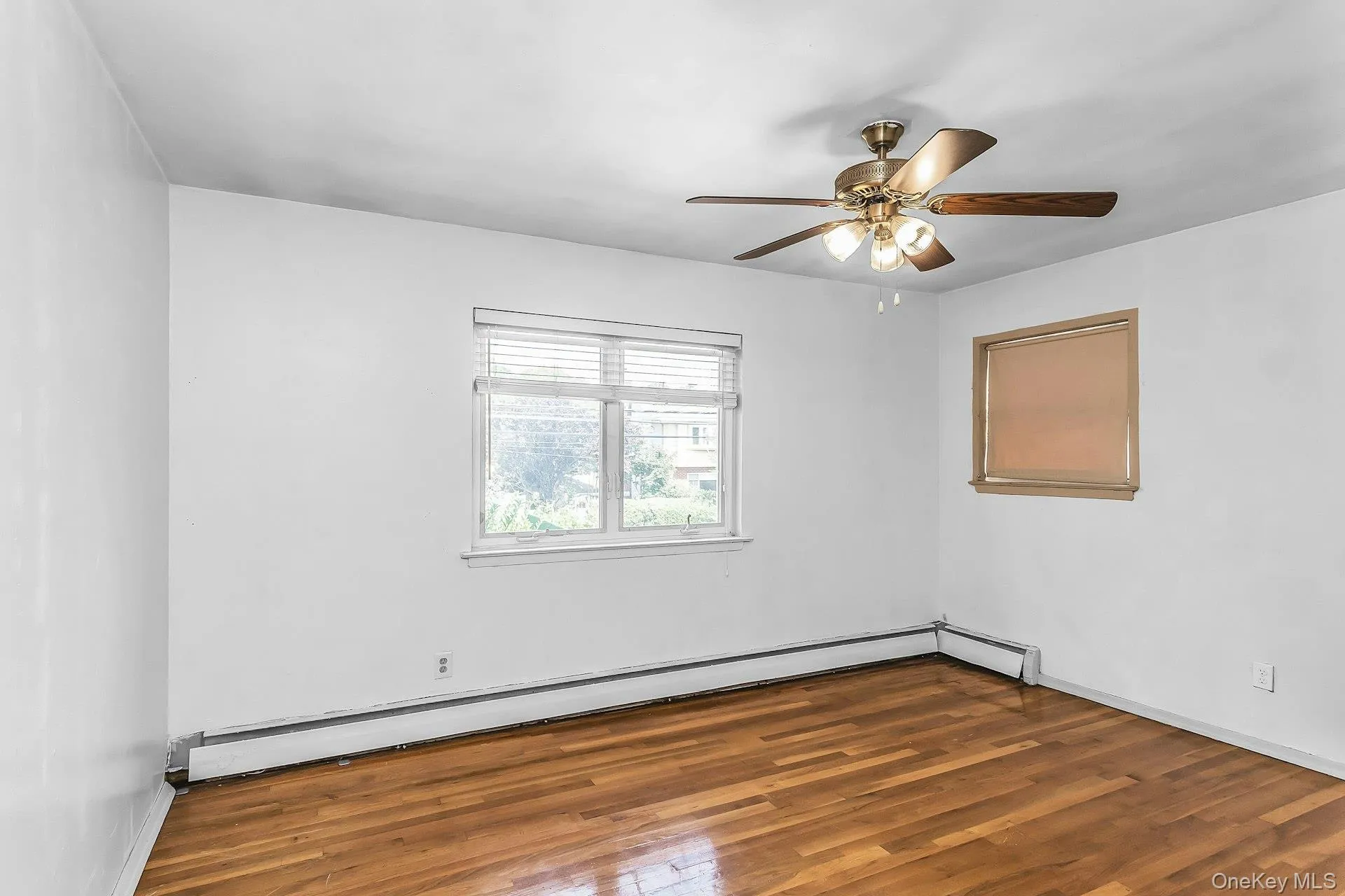 214 Park Avenue, North Hempstead, NY, 4 Bedrooms Bedrooms, 10 Rooms Rooms,2 BathroomsBathrooms,Residential,For Rent,Park,0,1027197 214 Park Avenue, North Hempstead, NY, 4 Bedrooms Bedrooms, 10 Rooms Rooms,2 BathroomsBathrooms,Residential,For Rent,Park,0,1027197