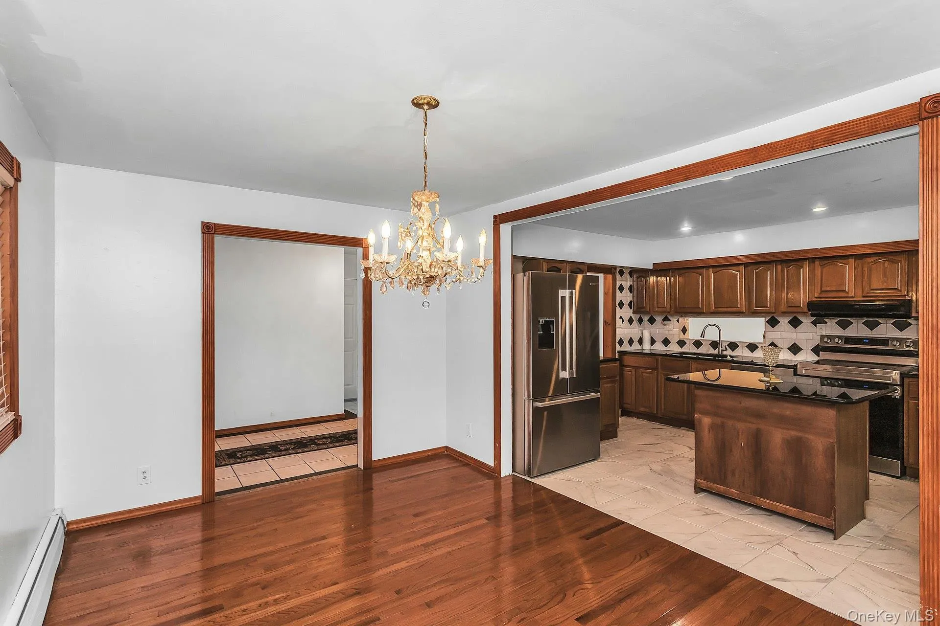 214 Park Avenue, North Hempstead, NY, 4 Bedrooms Bedrooms, 10 Rooms Rooms,2 BathroomsBathrooms,Residential,For Rent,Park,0,1027197 214 Park Avenue, North Hempstead, NY, 4 Bedrooms Bedrooms, 10 Rooms Rooms,2 BathroomsBathrooms,Residential,For Rent,Park,0,1027197