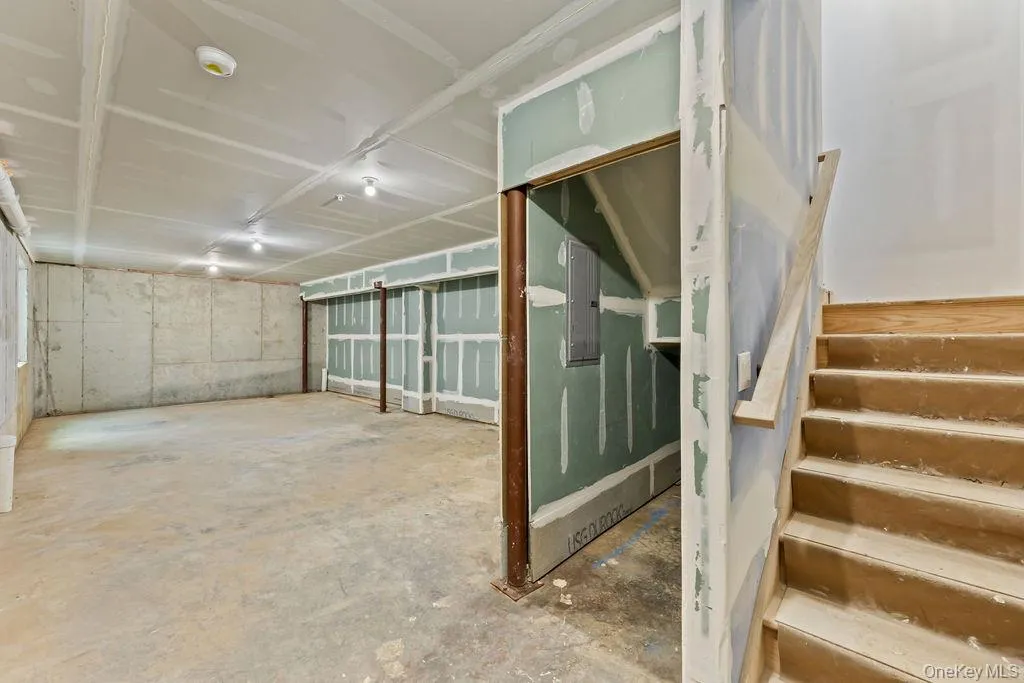 105 Cole Avenue, Ramapo, NY, 6 Bedrooms Bedrooms, 11 Rooms Rooms,3 BathroomsBathrooms,Residential,For Rent,Cole,0,1027200 105 Cole Avenue, Ramapo, NY, 6 Bedrooms Bedrooms, 11 Rooms Rooms,3 BathroomsBathrooms,Residential,For Rent,Cole,0,1027200