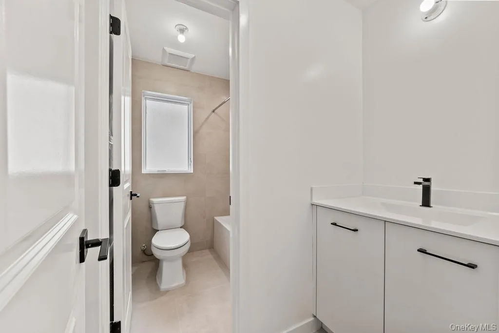 105 Cole Avenue, Ramapo, NY, 6 Bedrooms Bedrooms, 11 Rooms Rooms,3 BathroomsBathrooms,Residential,For Rent,Cole,0,1027200 105 Cole Avenue, Ramapo, NY, 6 Bedrooms Bedrooms, 11 Rooms Rooms,3 BathroomsBathrooms,Residential,For Rent,Cole,0,1027200