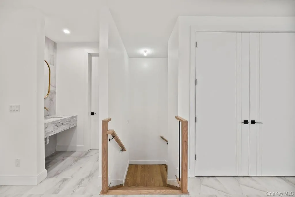 105 Cole Avenue, Ramapo, NY, 6 Bedrooms Bedrooms, 11 Rooms Rooms,3 BathroomsBathrooms,Residential,For Rent,Cole,0,1027200 105 Cole Avenue, Ramapo, NY, 6 Bedrooms Bedrooms, 11 Rooms Rooms,3 BathroomsBathrooms,Residential,For Rent,Cole,0,1027200