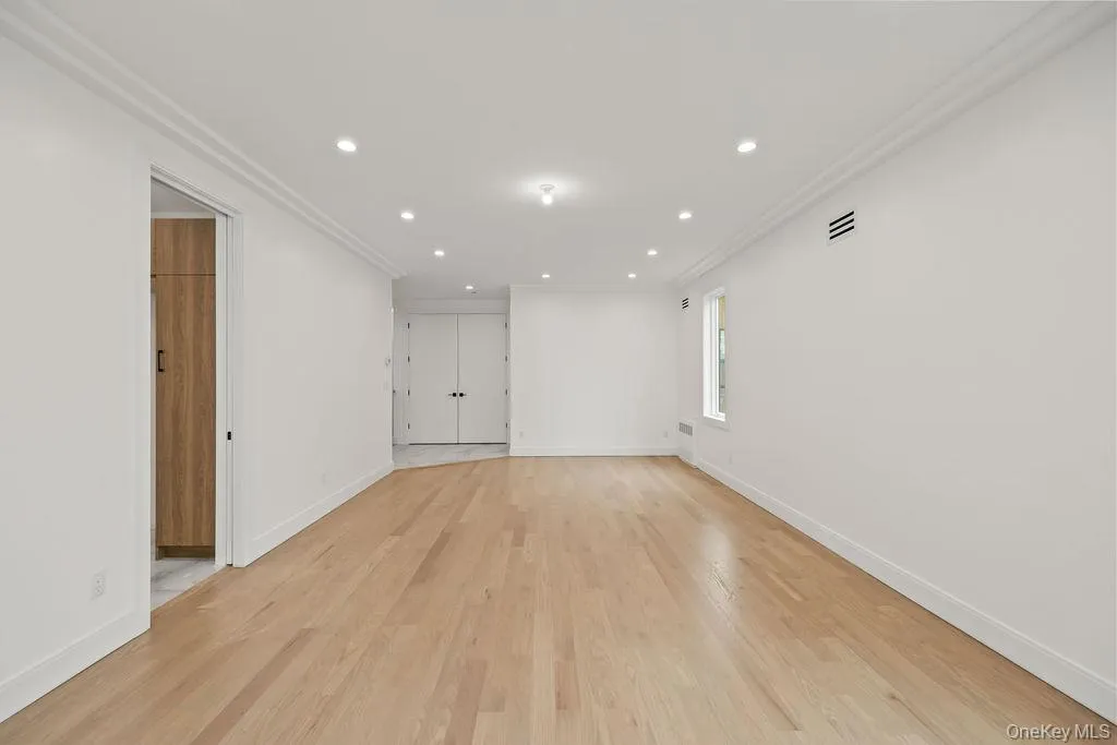 105 Cole Avenue, Ramapo, NY, 6 Bedrooms Bedrooms, 11 Rooms Rooms,3 BathroomsBathrooms,Residential,For Rent,Cole,0,1027200 105 Cole Avenue, Ramapo, NY, 6 Bedrooms Bedrooms, 11 Rooms Rooms,3 BathroomsBathrooms,Residential,For Rent,Cole,0,1027200