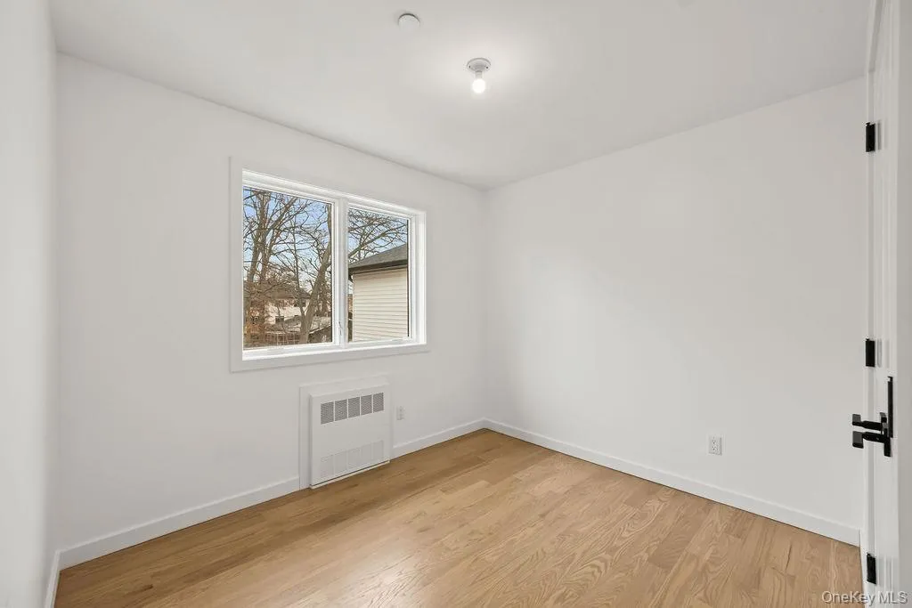 105 Cole Avenue, Ramapo, NY, 6 Bedrooms Bedrooms, 11 Rooms Rooms,3 BathroomsBathrooms,Residential,For Rent,Cole,0,1027200 105 Cole Avenue, Ramapo, NY, 6 Bedrooms Bedrooms, 11 Rooms Rooms,3 BathroomsBathrooms,Residential,For Rent,Cole,0,1027200