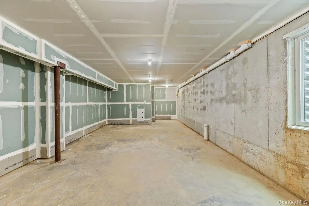 105 Cole Avenue, Ramapo, NY, 6 Bedrooms Bedrooms, 11 Rooms Rooms,3 BathroomsBathrooms,Residential,For Rent,Cole,0,1027200 105 Cole Avenue, Ramapo, NY, 6 Bedrooms Bedrooms, 11 Rooms Rooms,3 BathroomsBathrooms,Residential,For Rent,Cole,0,1027200